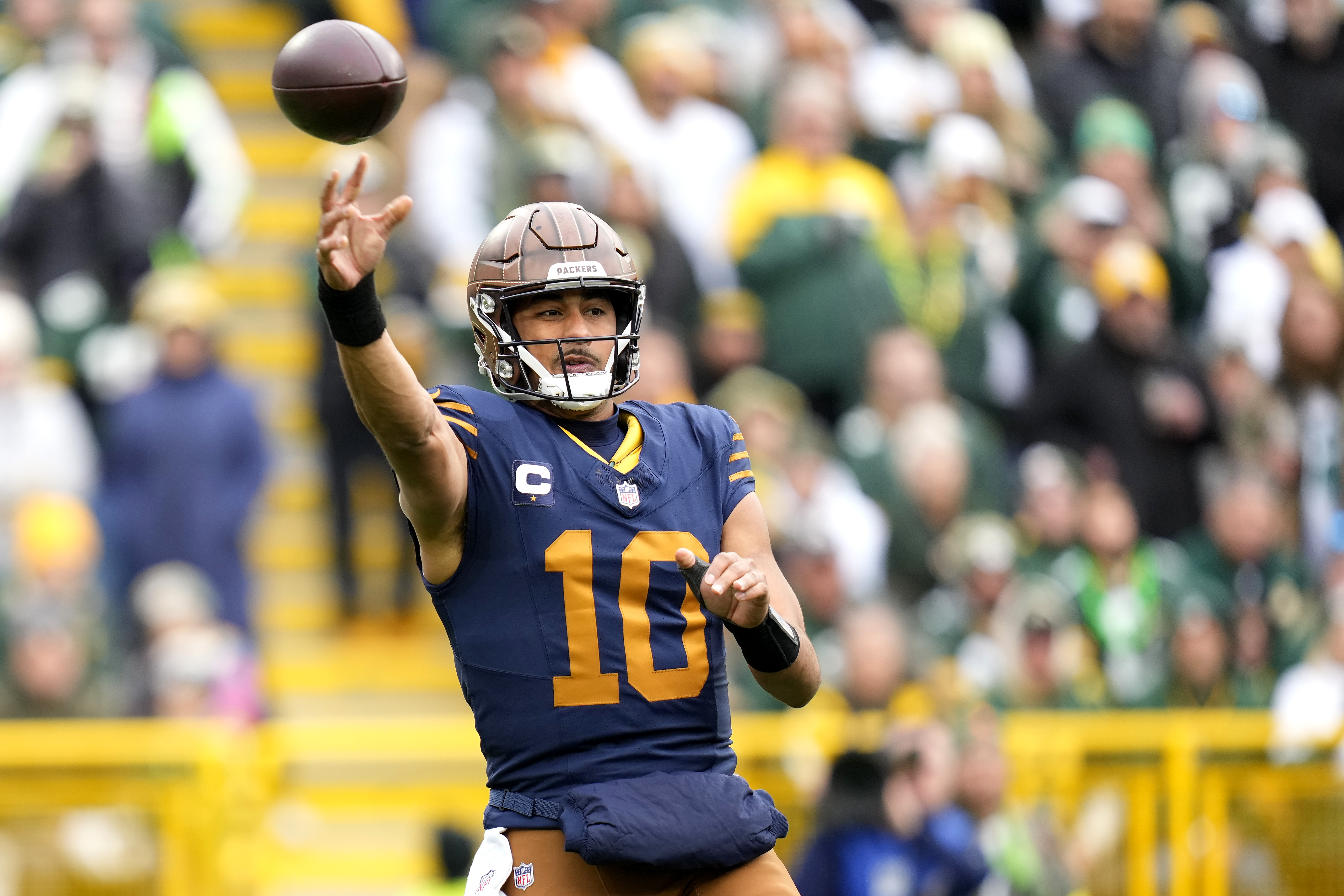 Betr Promo Code NEWSWEEK: Claim $210 Bonus For Eagles vs. Packers MNF