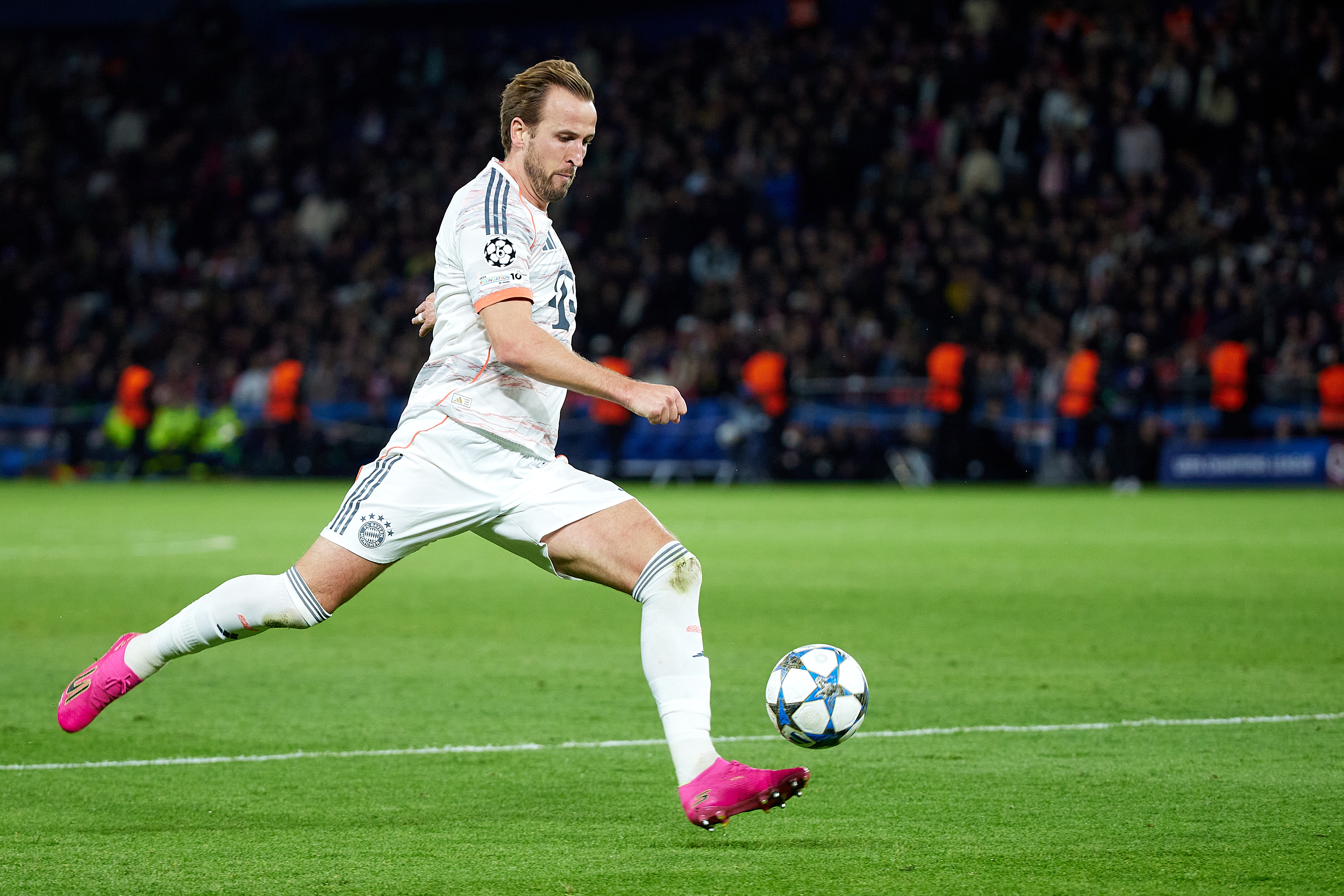 How to Watch Arsenal vs Bayern Munich: Live Stream UEFA Champions League, Lineups, TV Channel