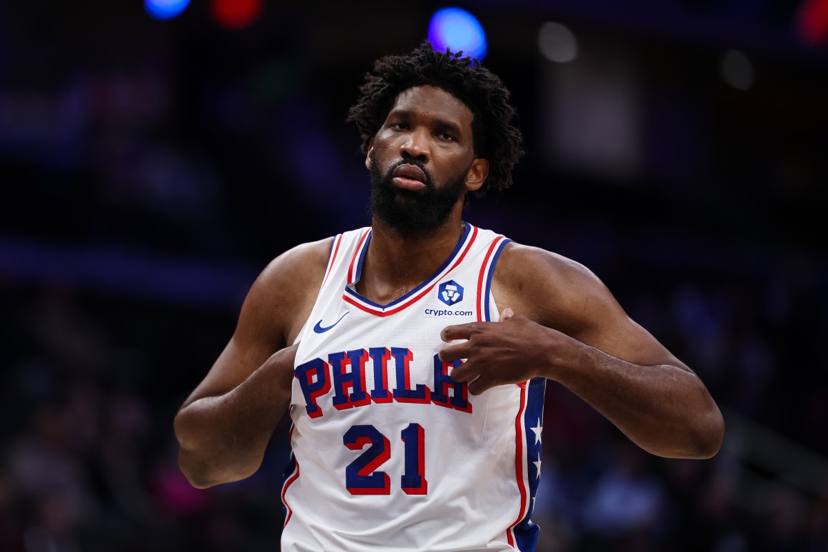 76ers& 039; Joel Embiid Decision Continues Alarming Trend vs Hawks