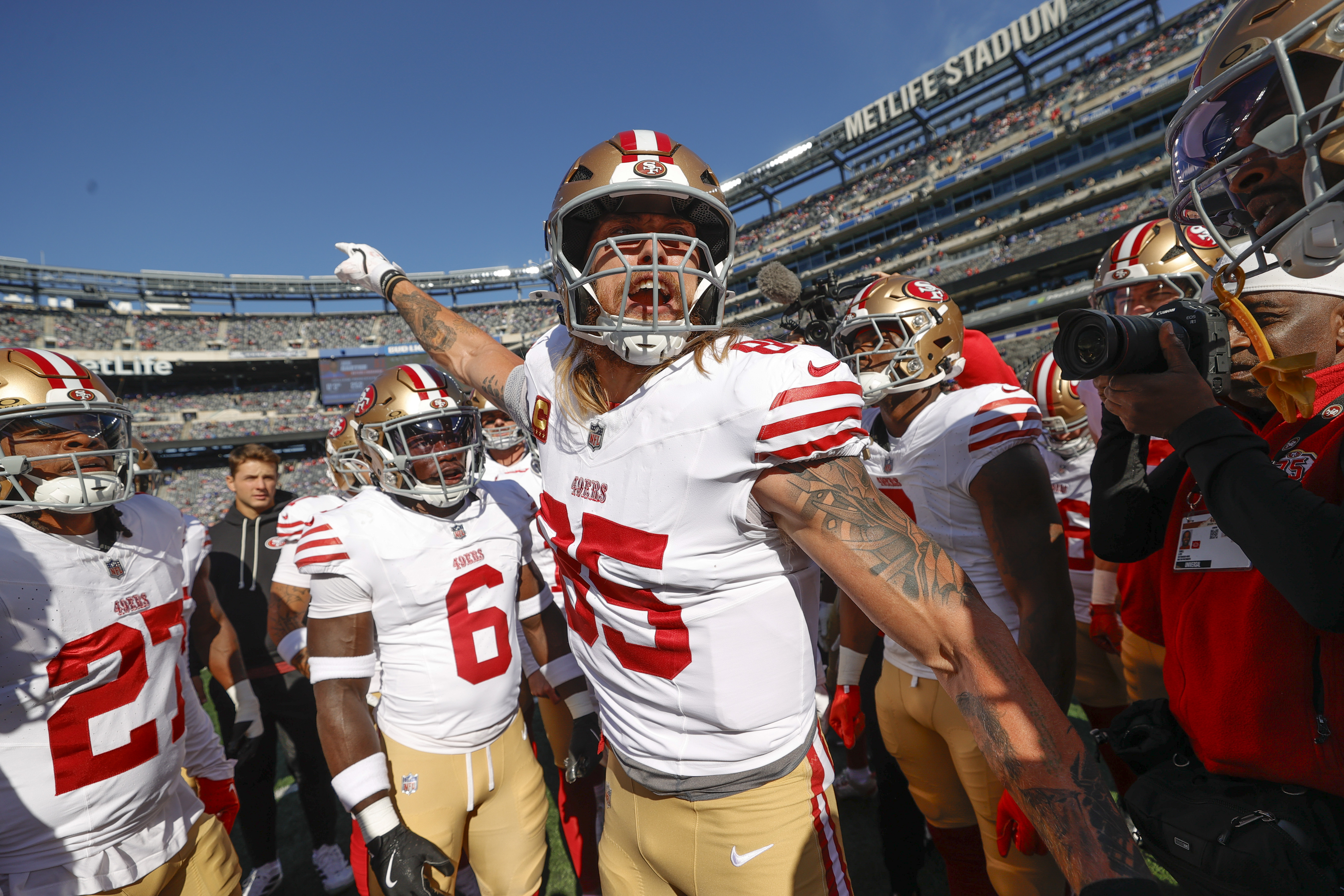 FanDuel Promo Code: Claim $150 Bonus For Any Sunday NFL Week 10 Game