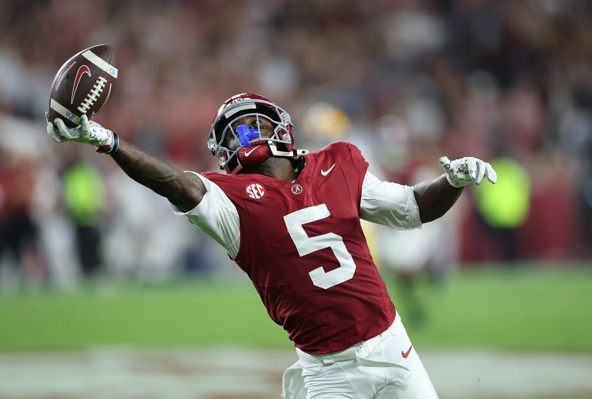 Unlock Your Game: Get Up to $210 in Betr Bonuses for NCAAF, UFC, and NFL Week 11