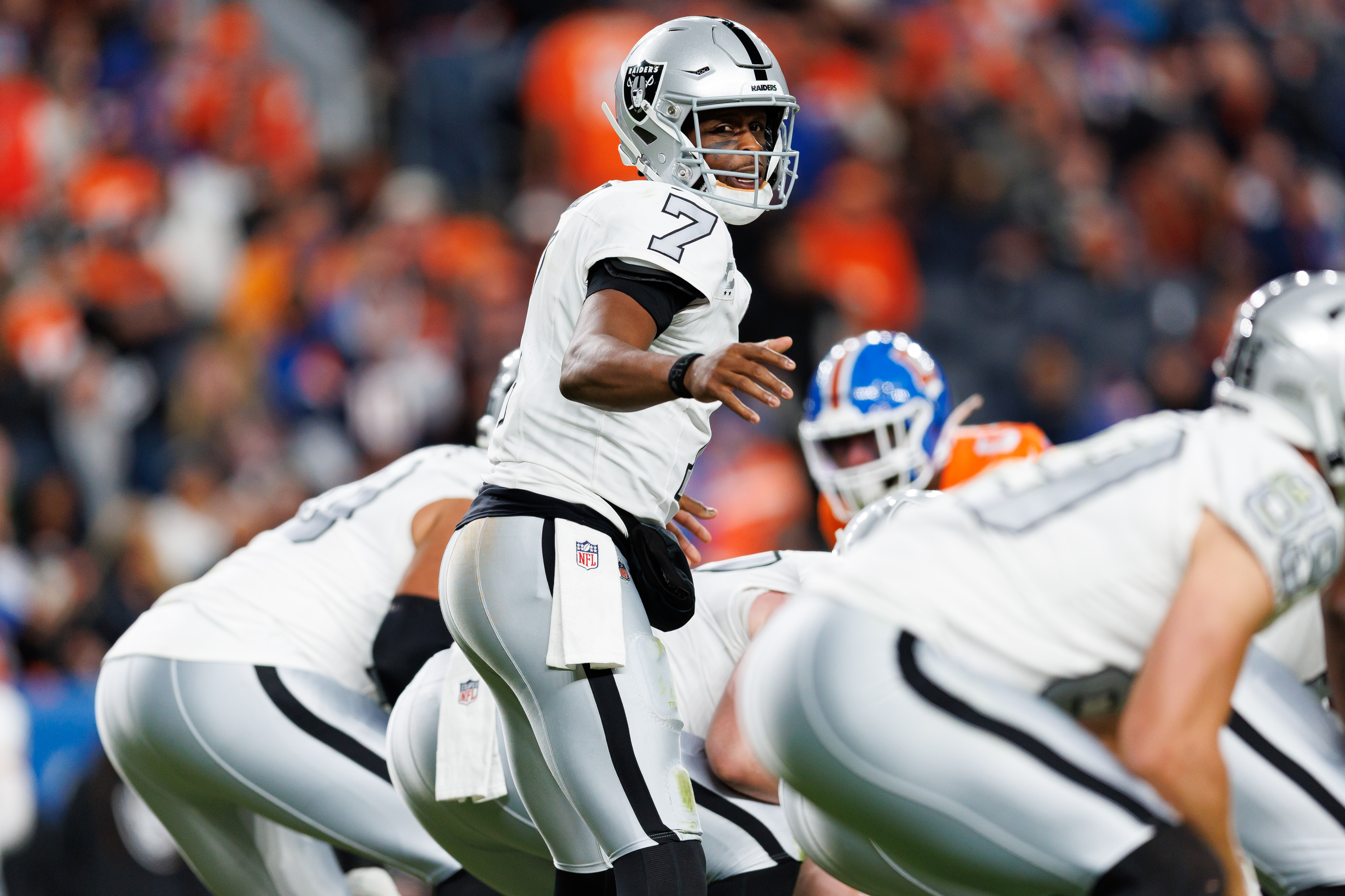 Raiders Linked to Surprising $275 Million Replacement for Geno Smith