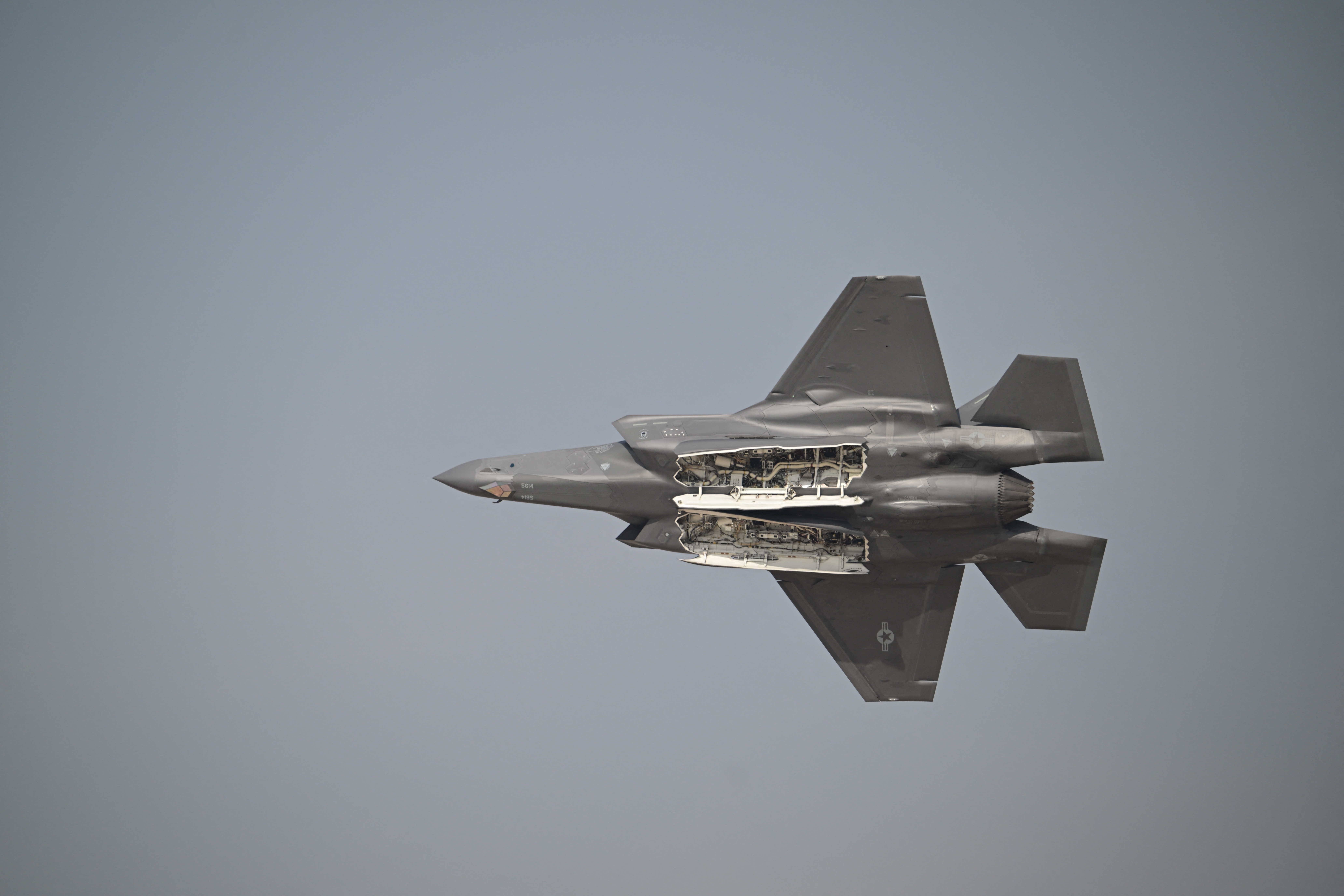 Canada Considers Snubbing US F-35 For Sweden's Gripen Fighter Jets - Newsweek