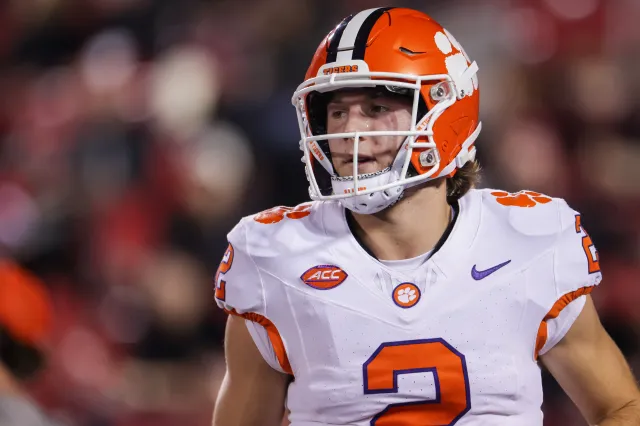 Clemson quarterback Cade Klubnik
