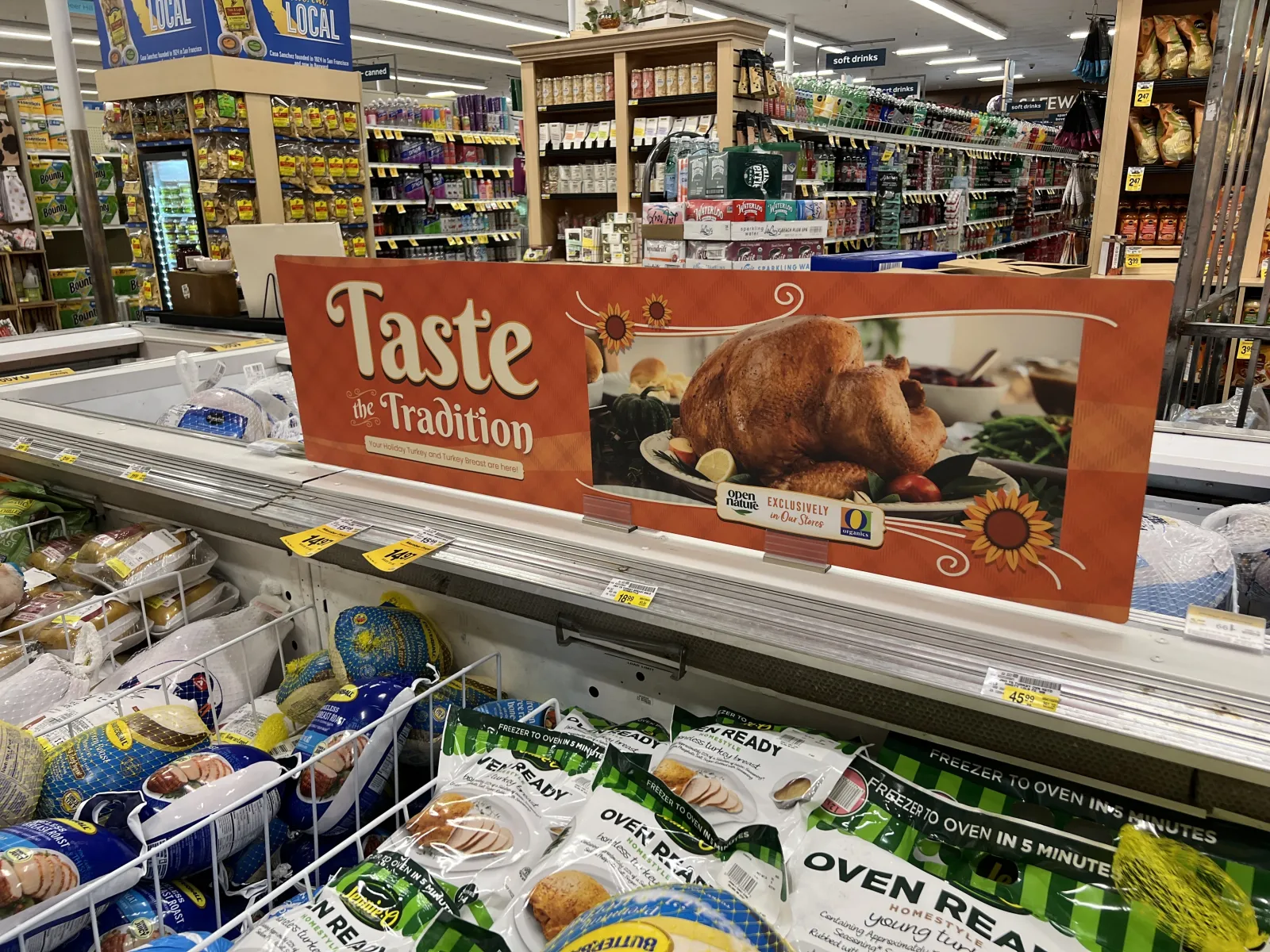 2025 年感恩节营业的杂货店列表