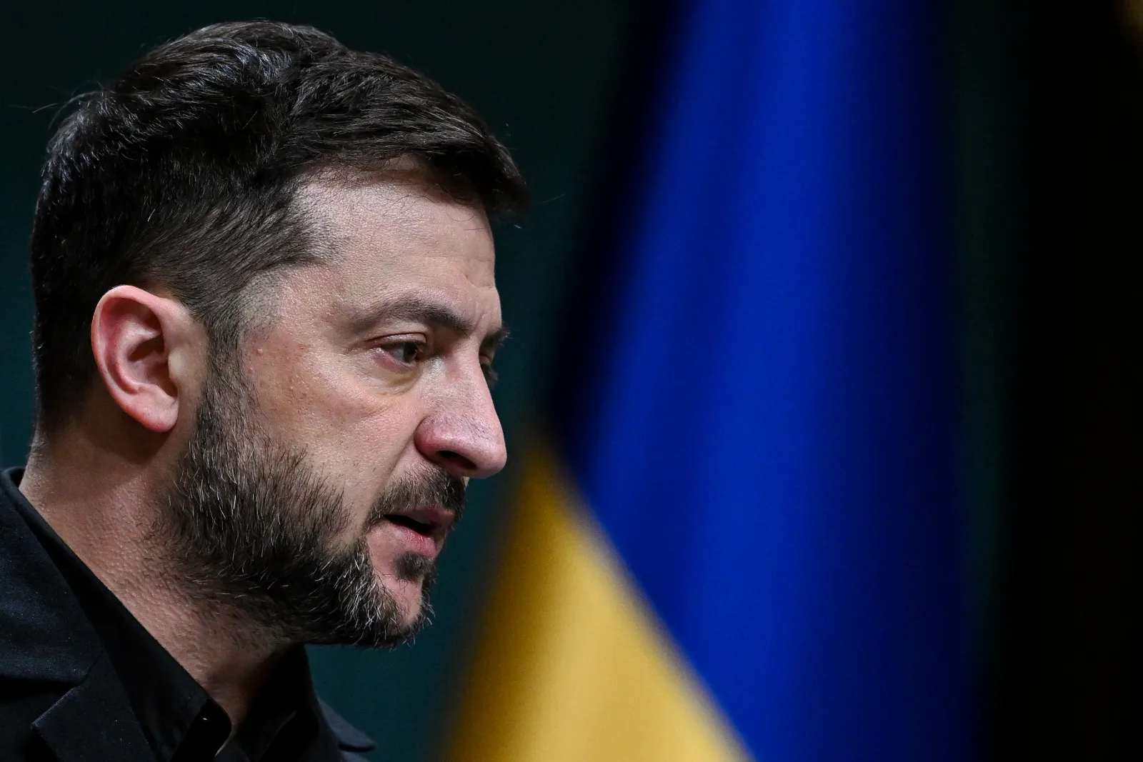 6 Reasons Why Zelensky is Under Increasing Pressure to Agree to Peace Deal 
