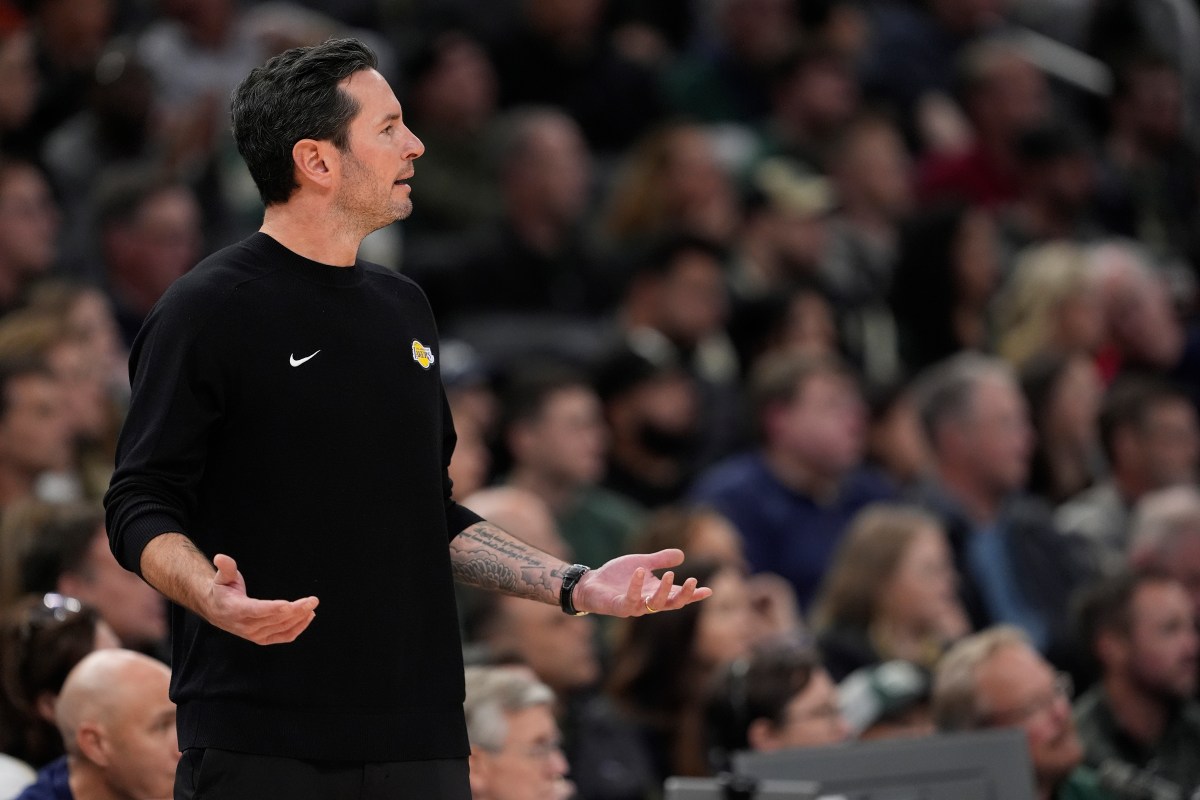 Técnico do Timberwolves ataca JJ Reddy do Lakers Técnico do Timberwolves ataca JJ Reddy do Lakers