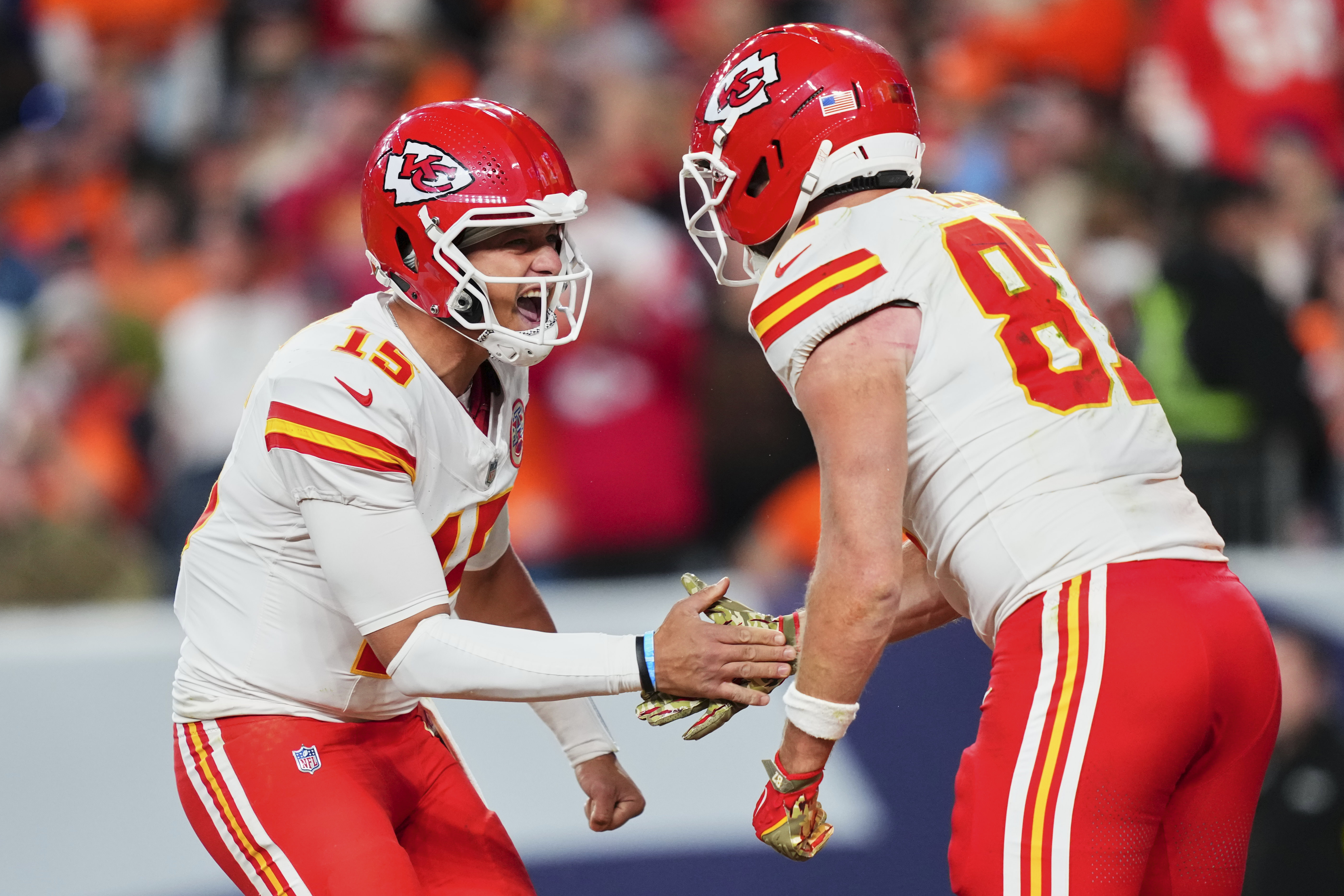 Chiefs' Travis Kelce Brings Back Hilarious Patrick Mahomes