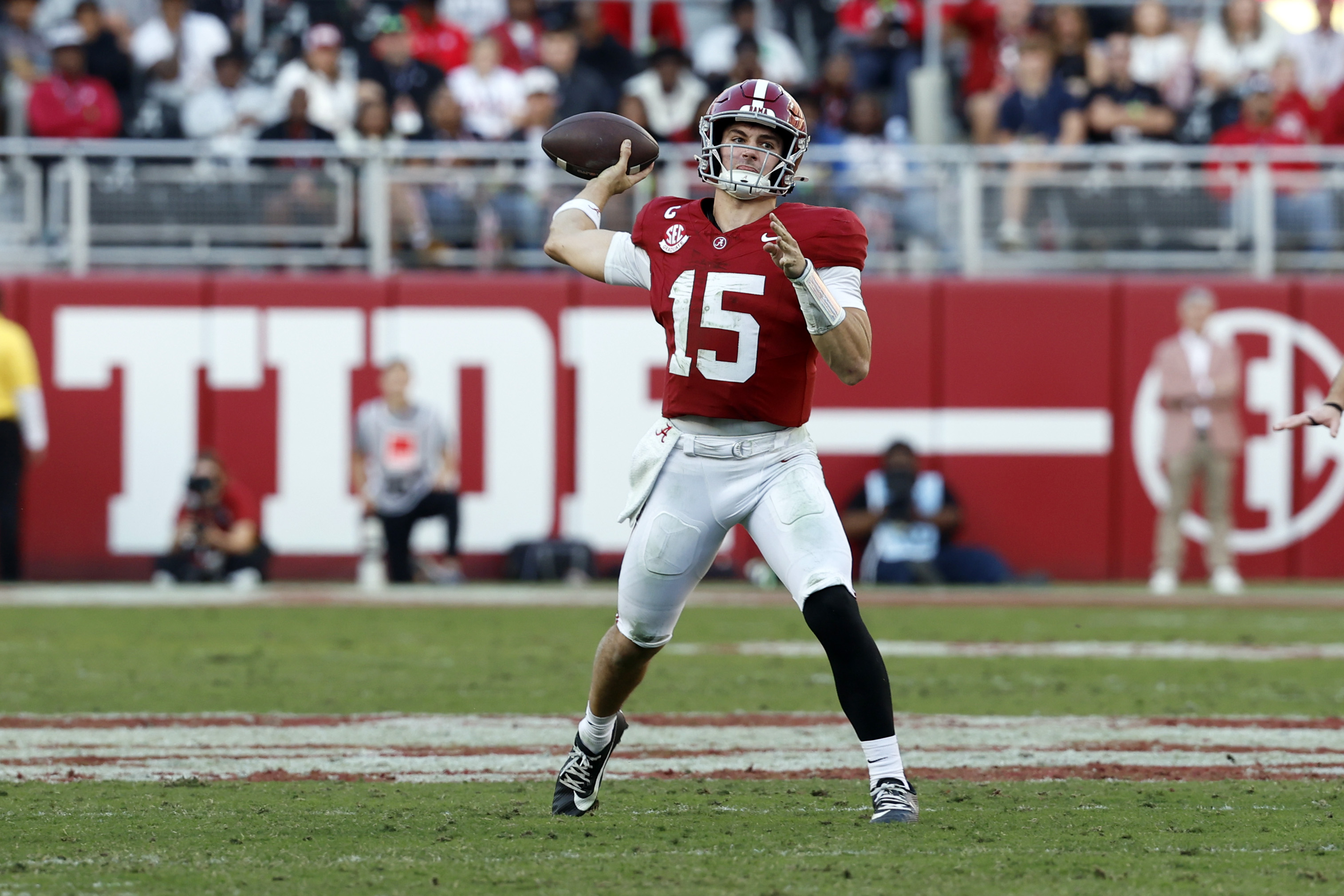 How to Watch Alabama vs Eastern Illinois: Live Stream NCAA College Football, TV Channel