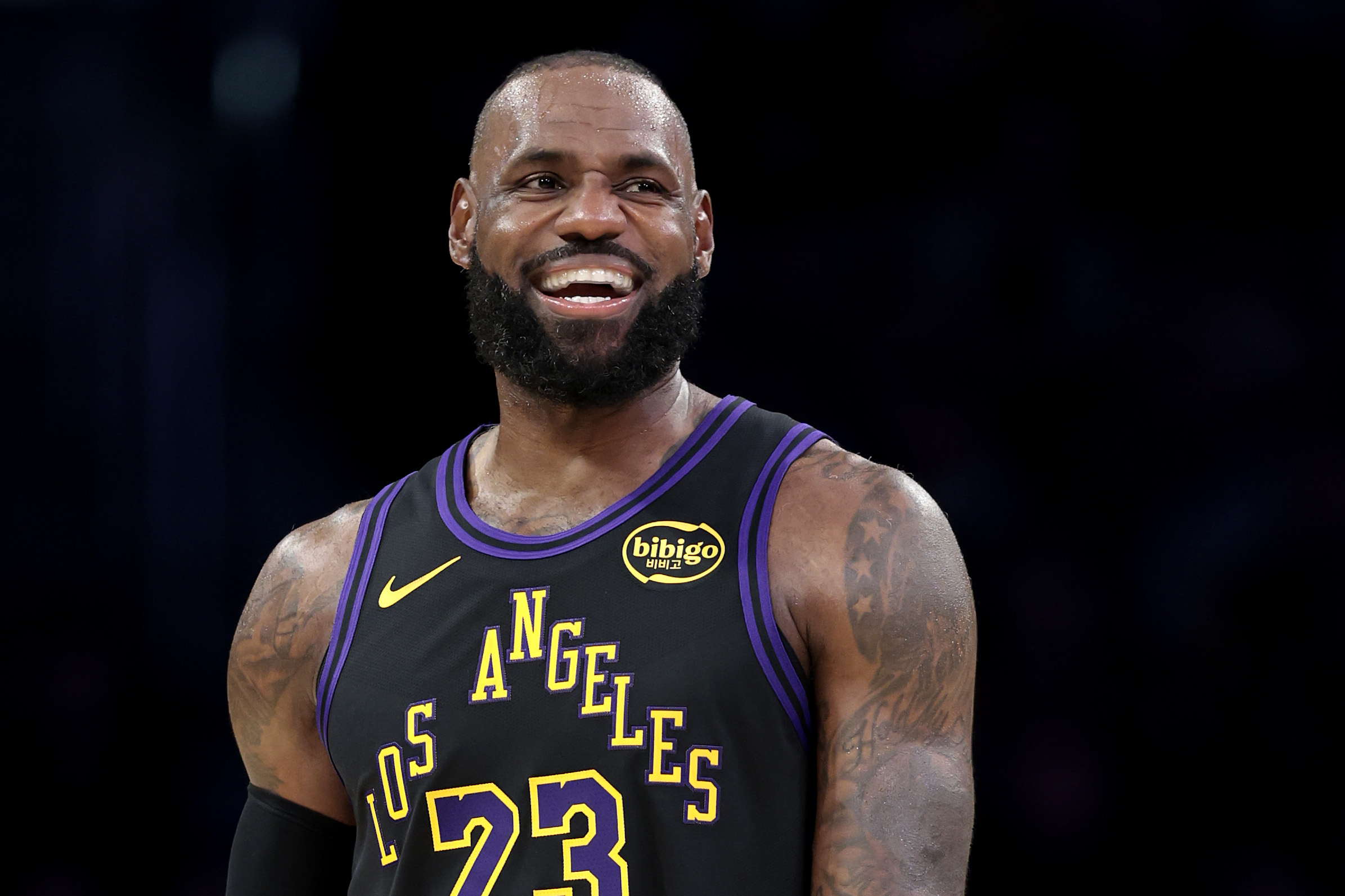 LeBron James Makes NBA History Move in Lakers–Jazz Game