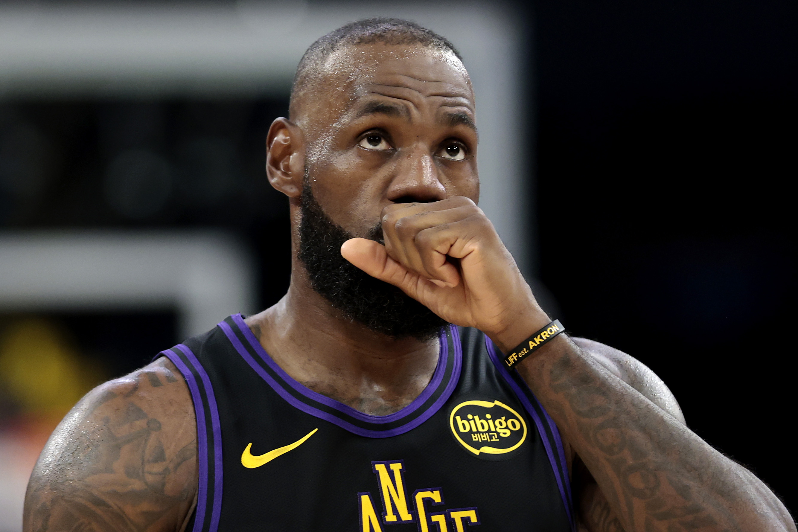 LeBron James Has New Concern to Monitor After Lakers-Hawks