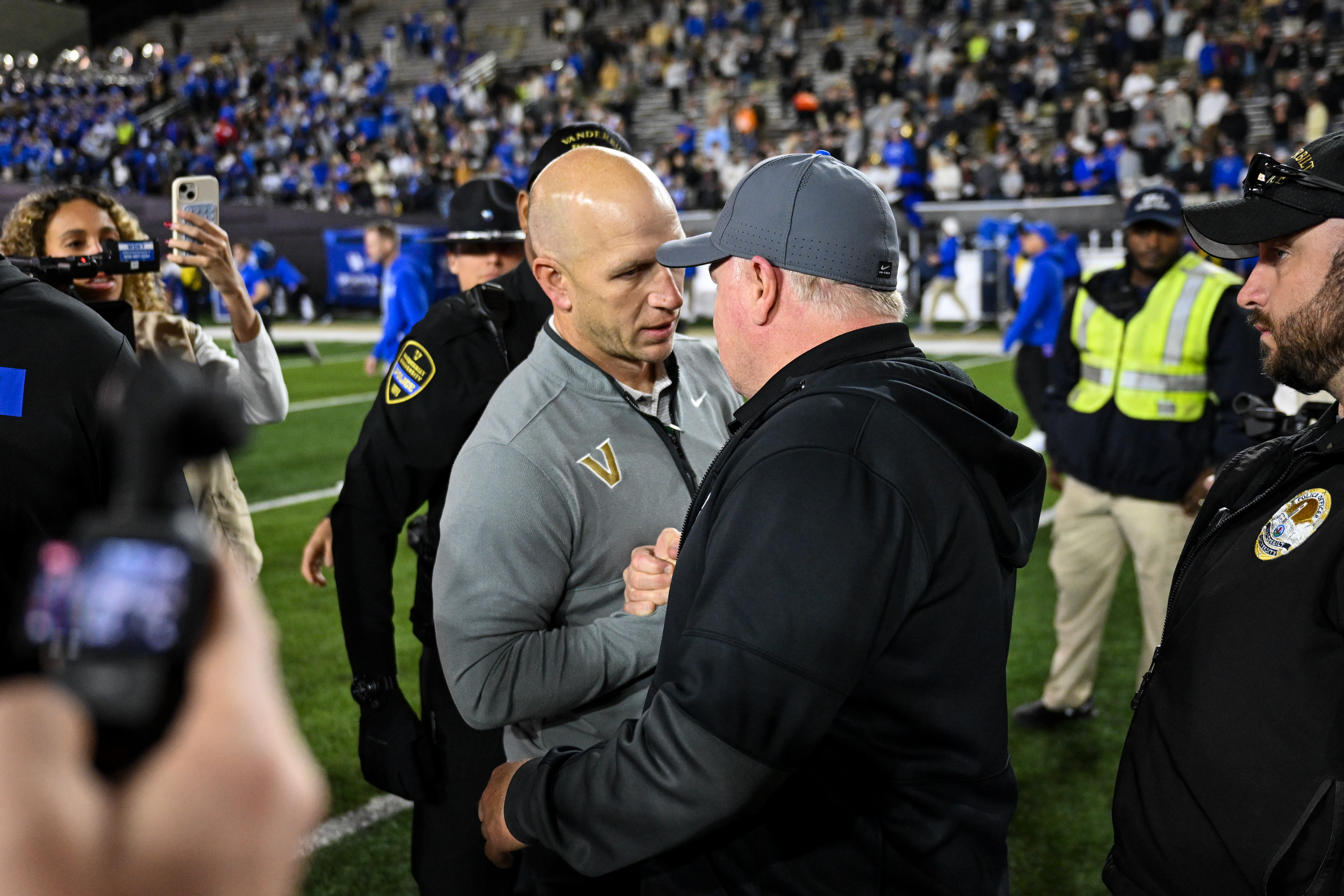 SEC Head Coach Sends Strong Message After Job Speculation