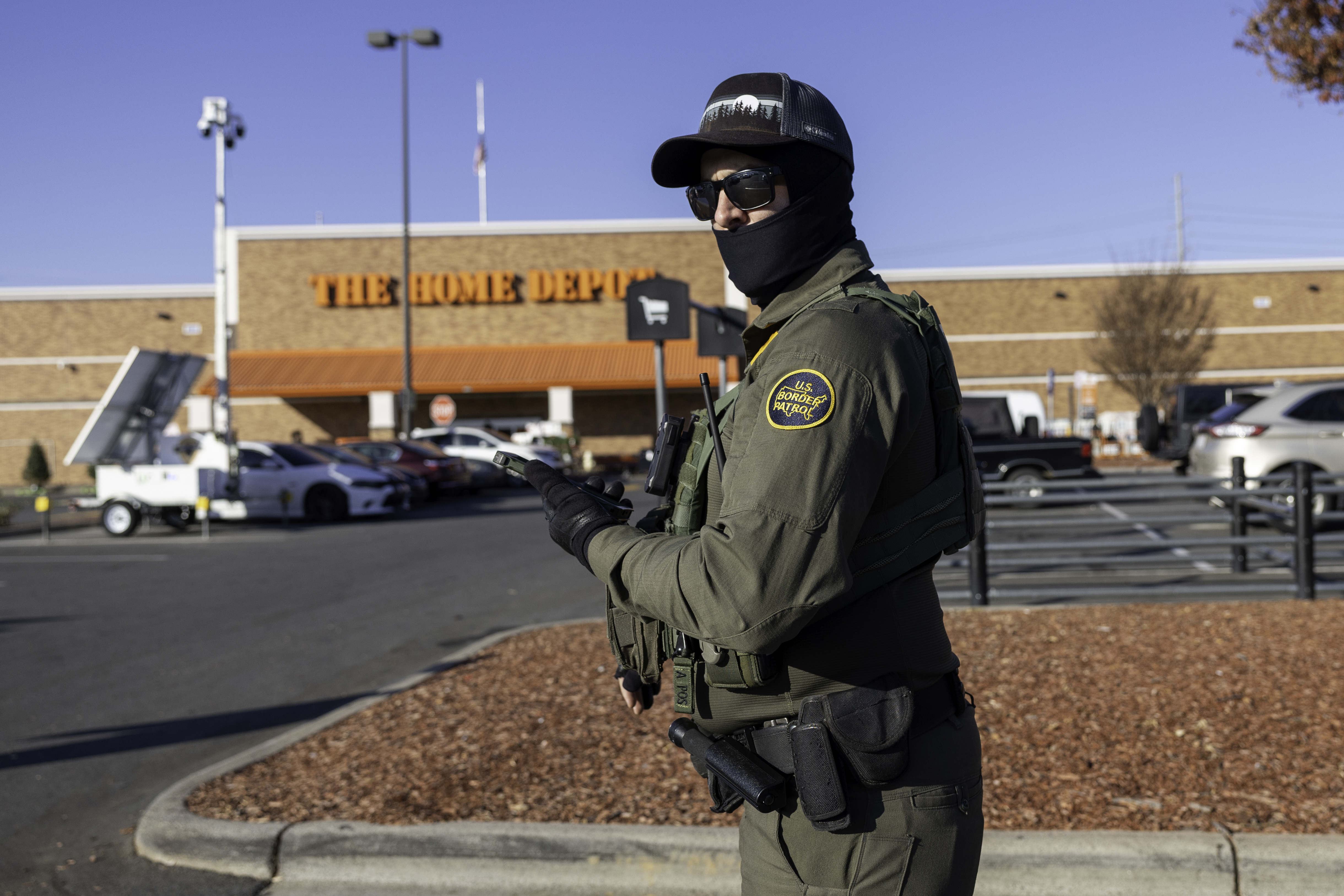 Home Depot Hit by ‘ICE Scraper’ Protest As Dozens Line Up To Buy 17¢ Item