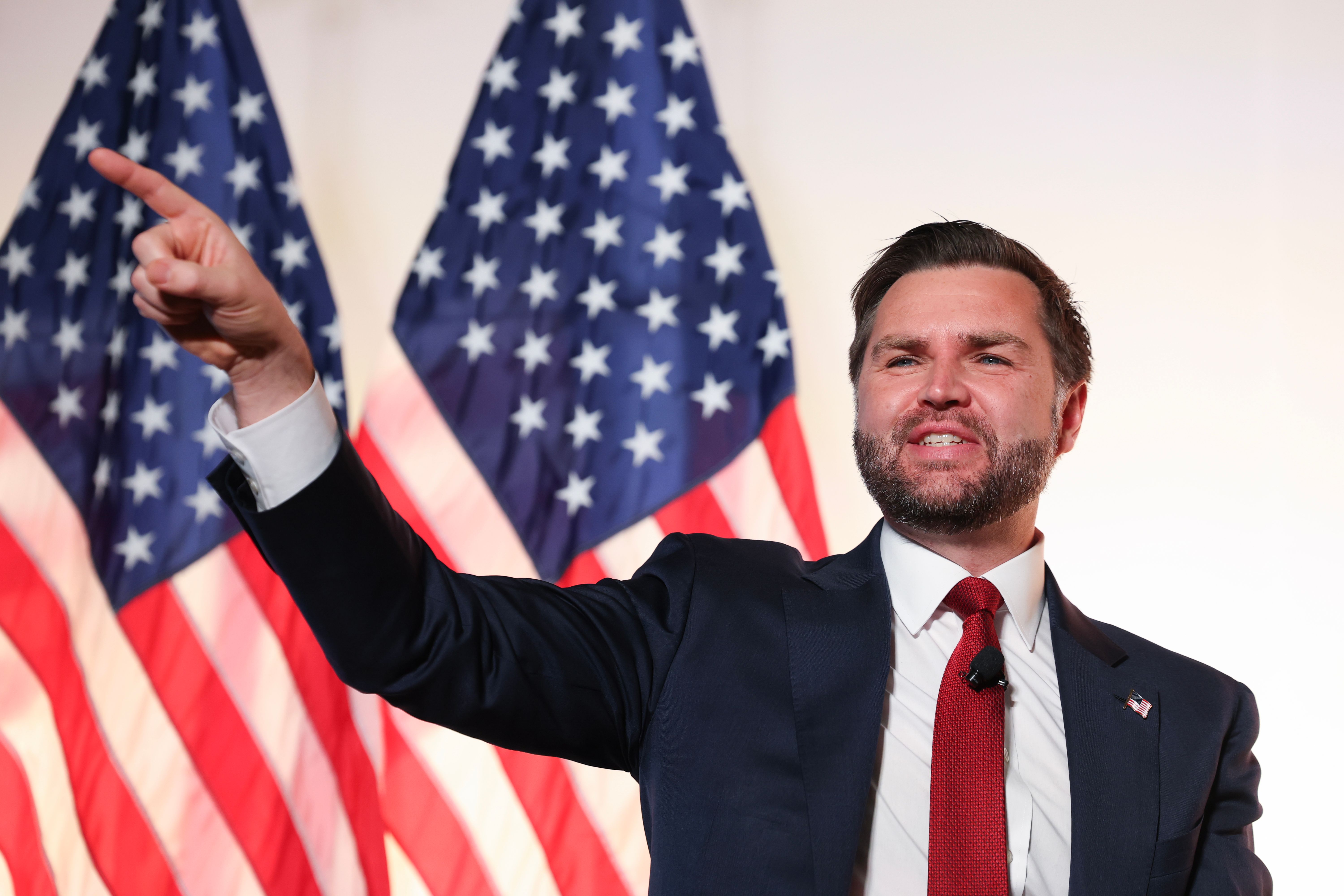 JD Vance Reacts to Donald Trump's Viral Moment With Zohran Mamdani