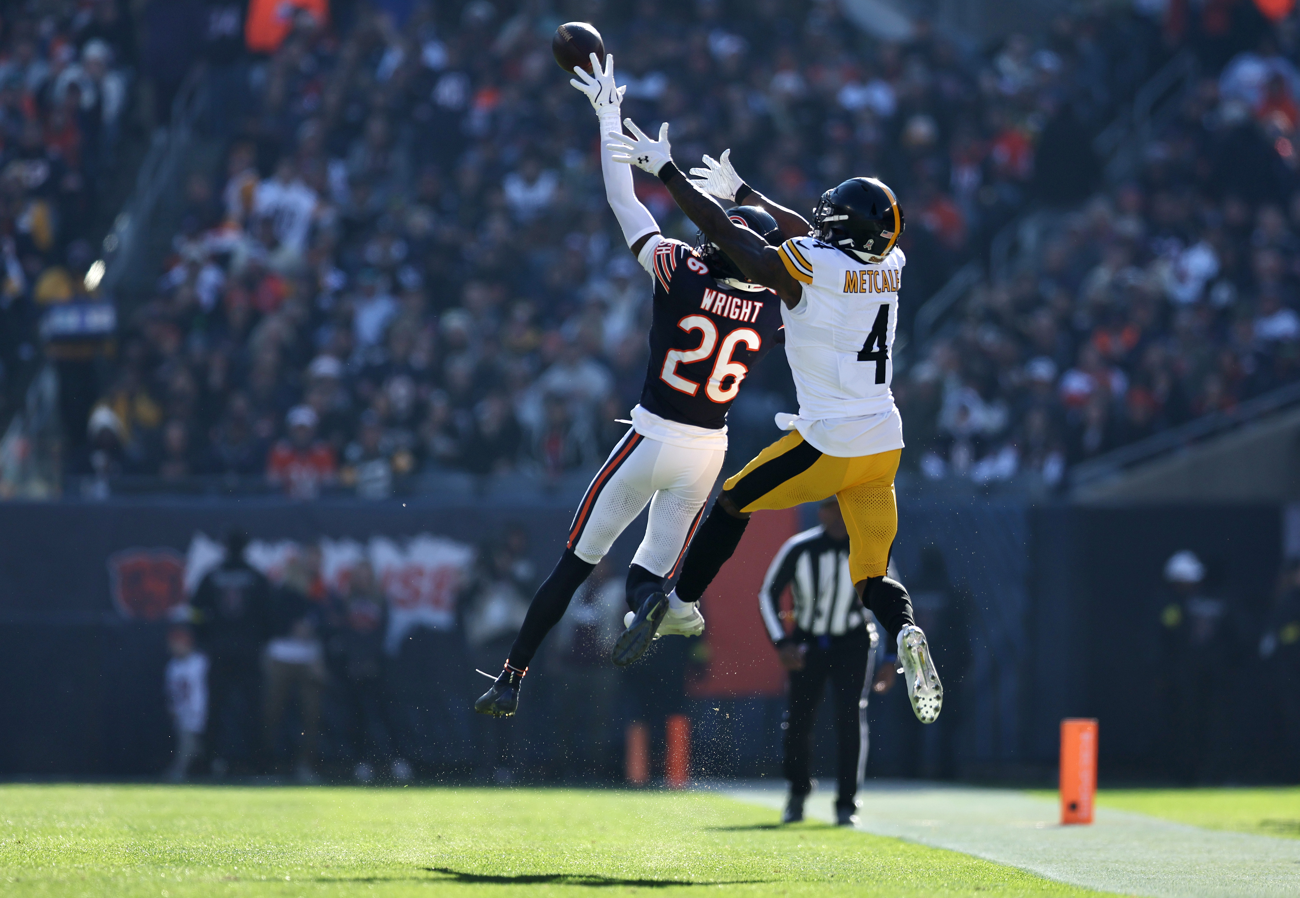 Bears Now Have Top 3 Interception Leaders With Epic Nahshon Wright Play