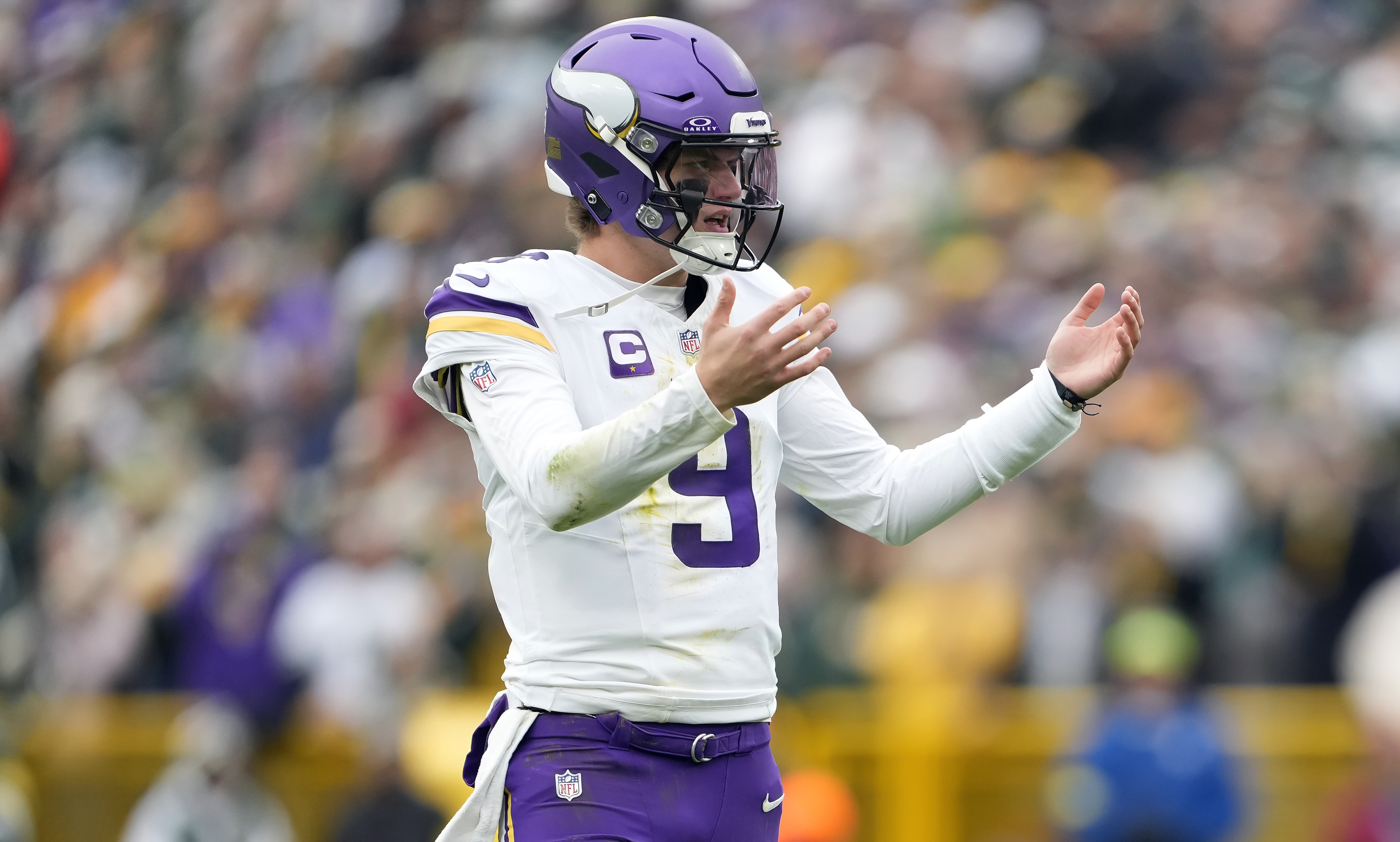 Insider Raises Major Red Flag About Vikings QB JJ McCarthy’s Job Security