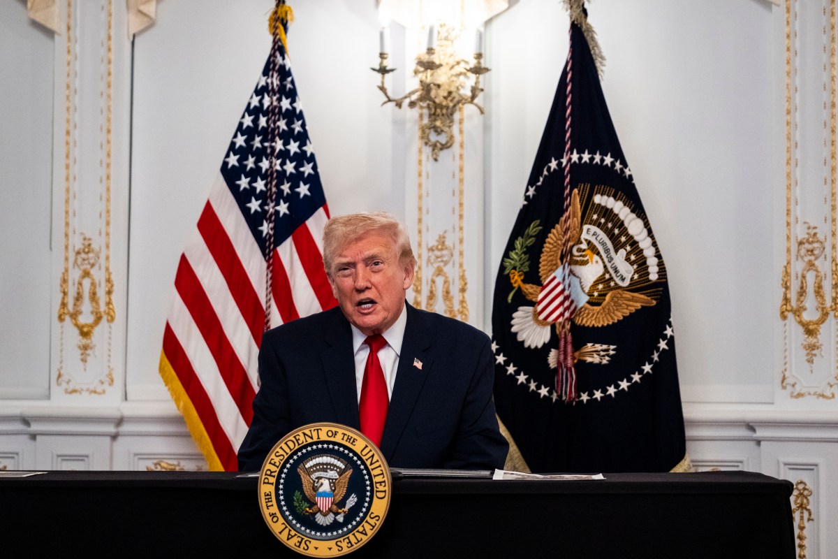 Trump Says He& 039;s Cancelling Executive Orders Signed By Biden Autopen