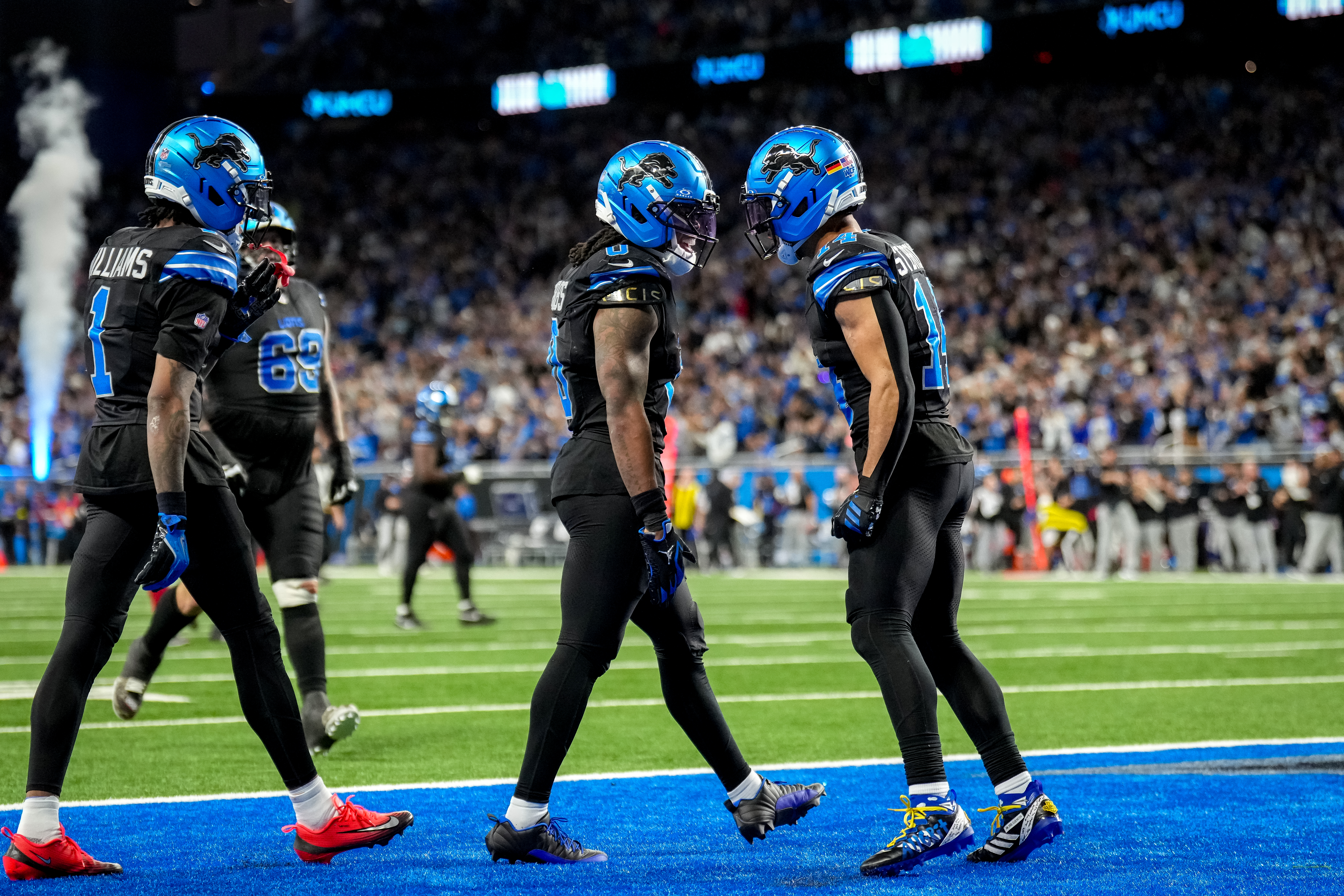 DraftKings Promo Code: Claim $200 Bonus For Any Thanksgiving NFL Game