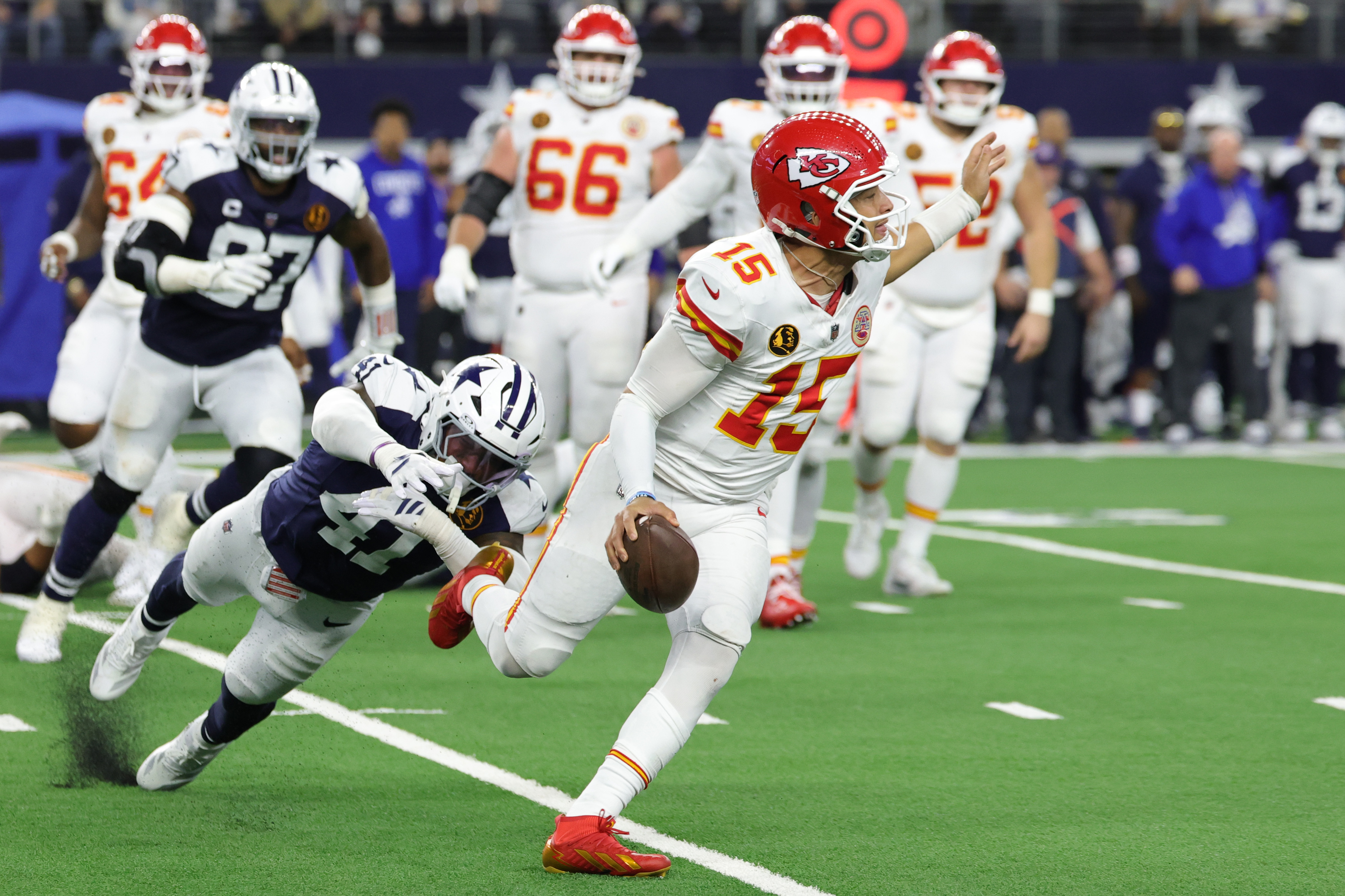 Chiefs 'Conspiracy' Buzz Surfaces Following Crushing Cowboys Loss