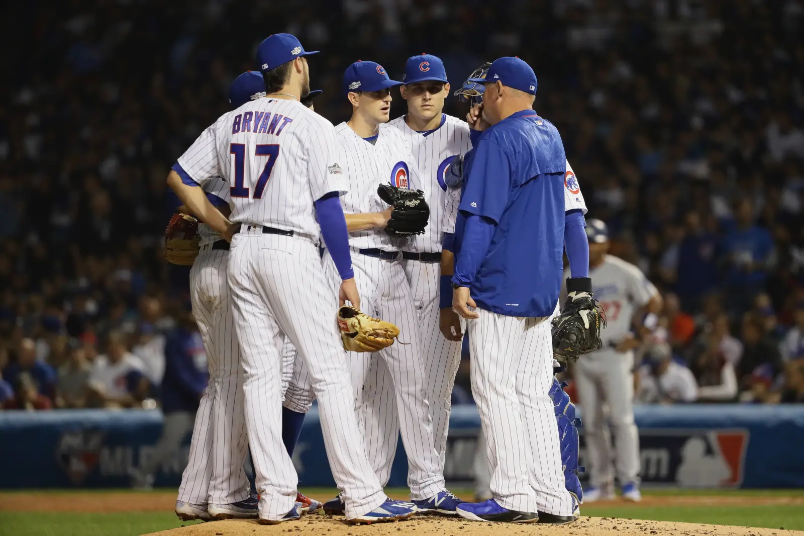 Kyle Hendricks Cubs retires