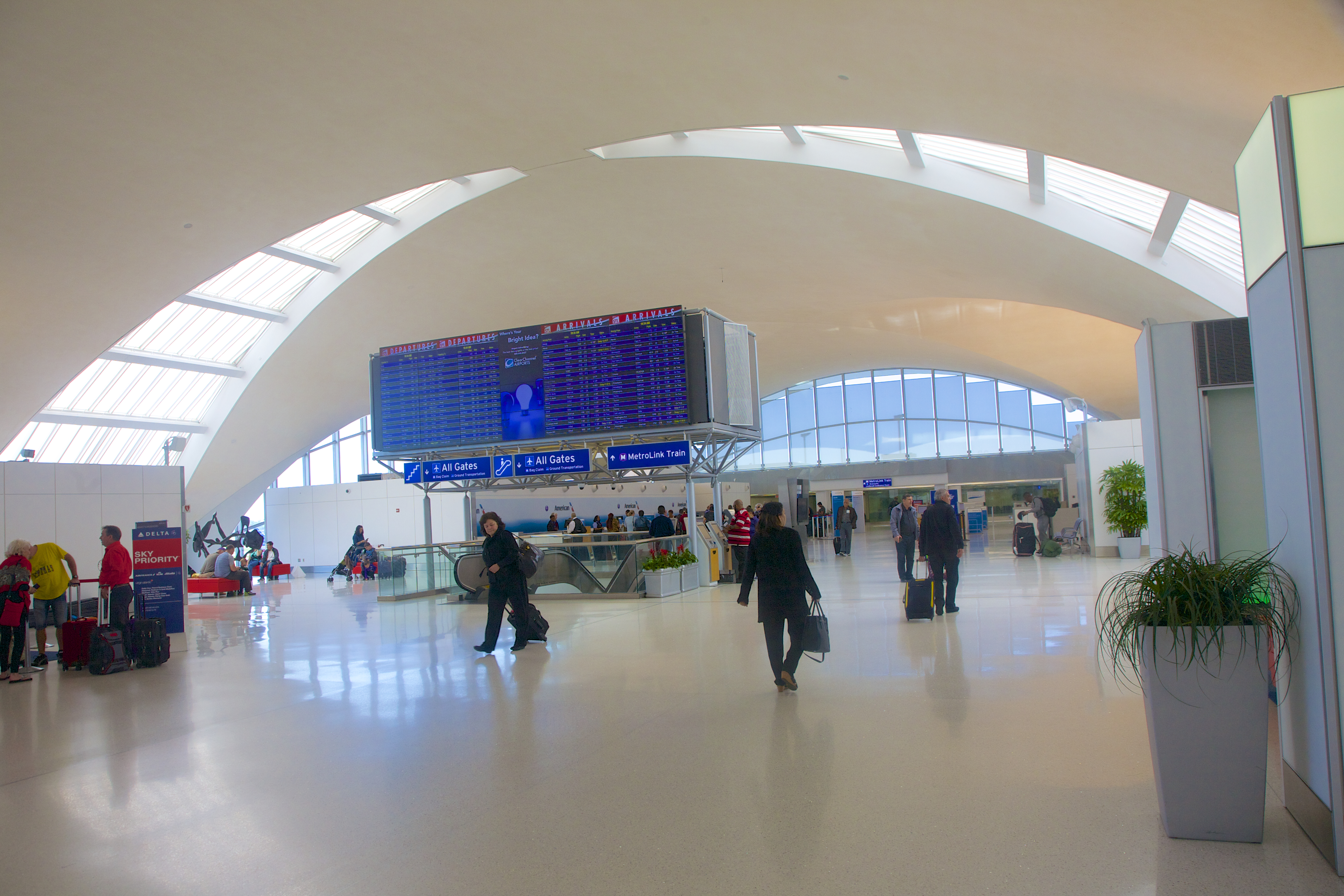 Plane Forced to Land After Passenger Makes Bomb Threat