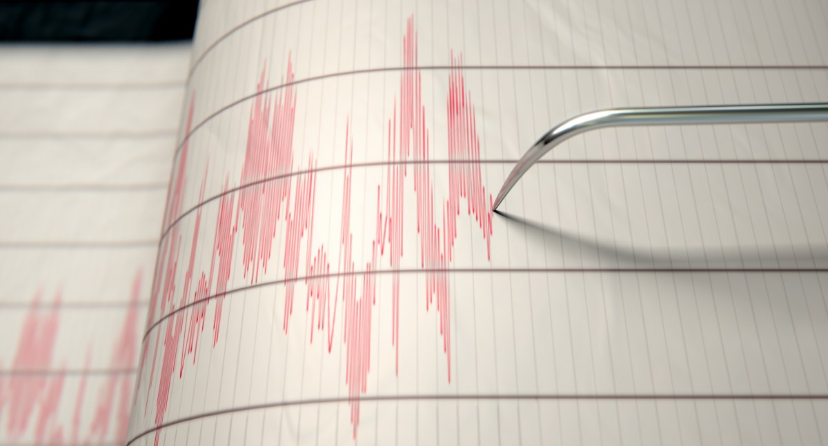 Nearly 500 earthquakes strike Alaska over past week