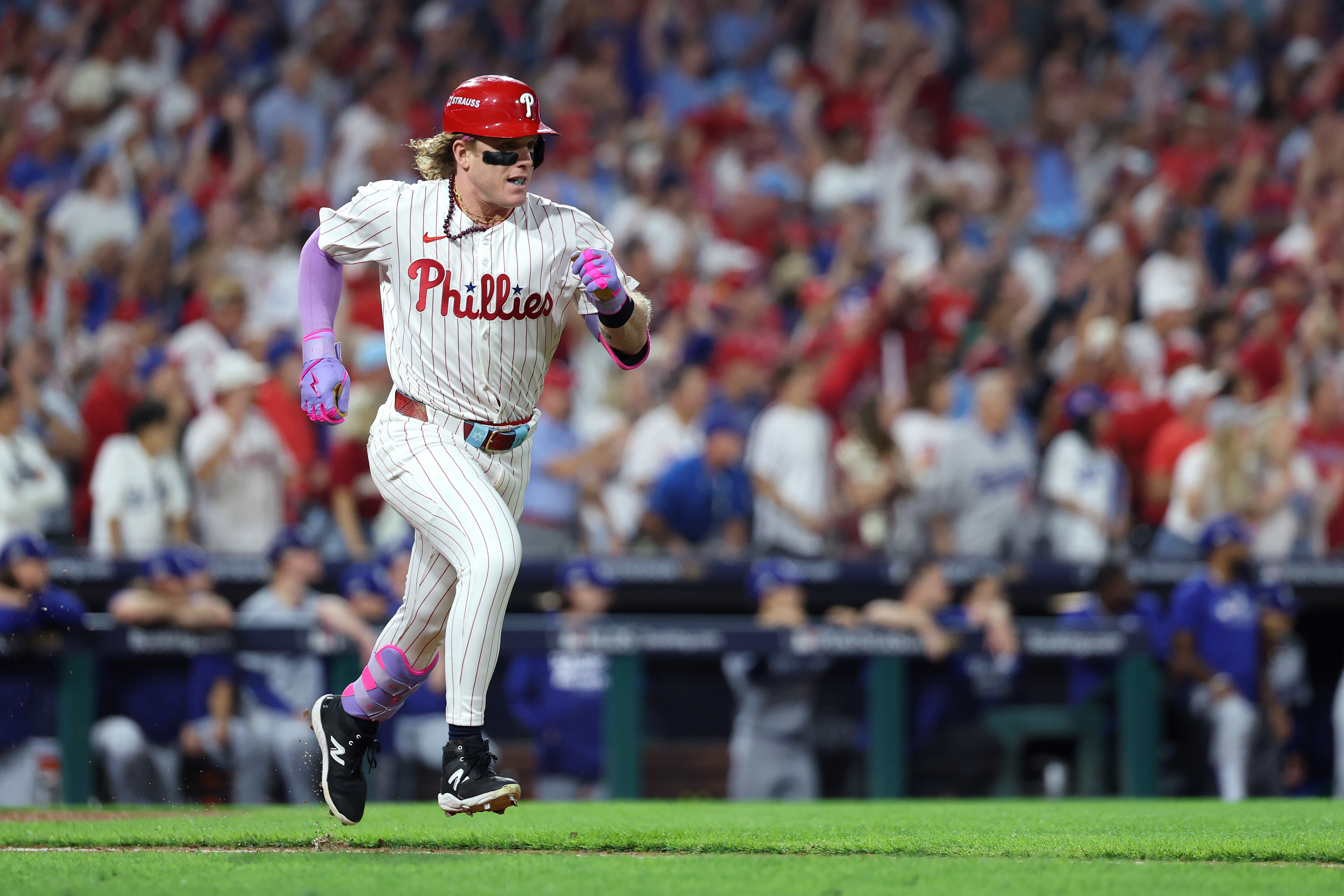 Phillies Predicted To Lose Gold Glove Veteran In Free Agency