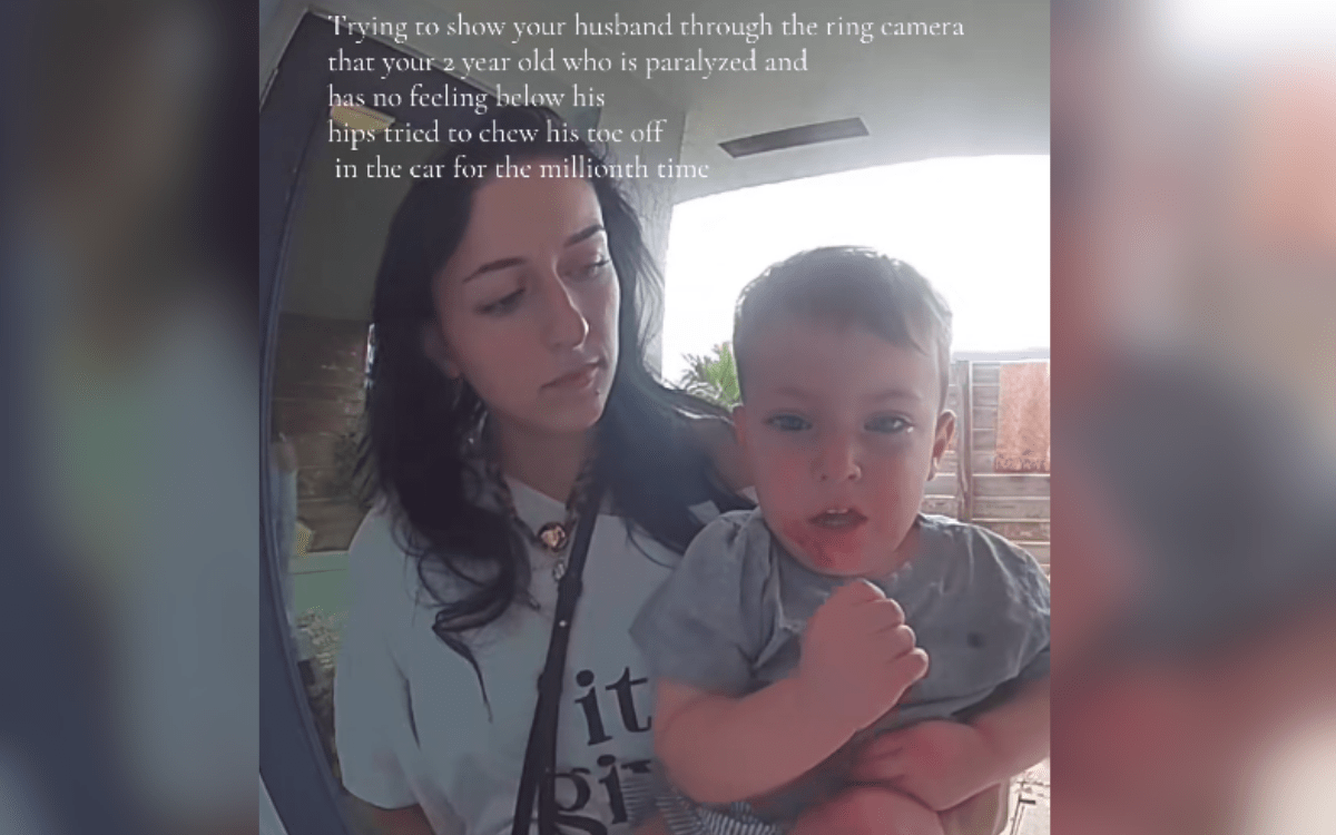 Mom Drives With Paralyzed Toddler—What She Sees in Backseat Horrifies Her Mom Drives With Paralyzed Toddler—What She Sees in Backseat Horrifies Her