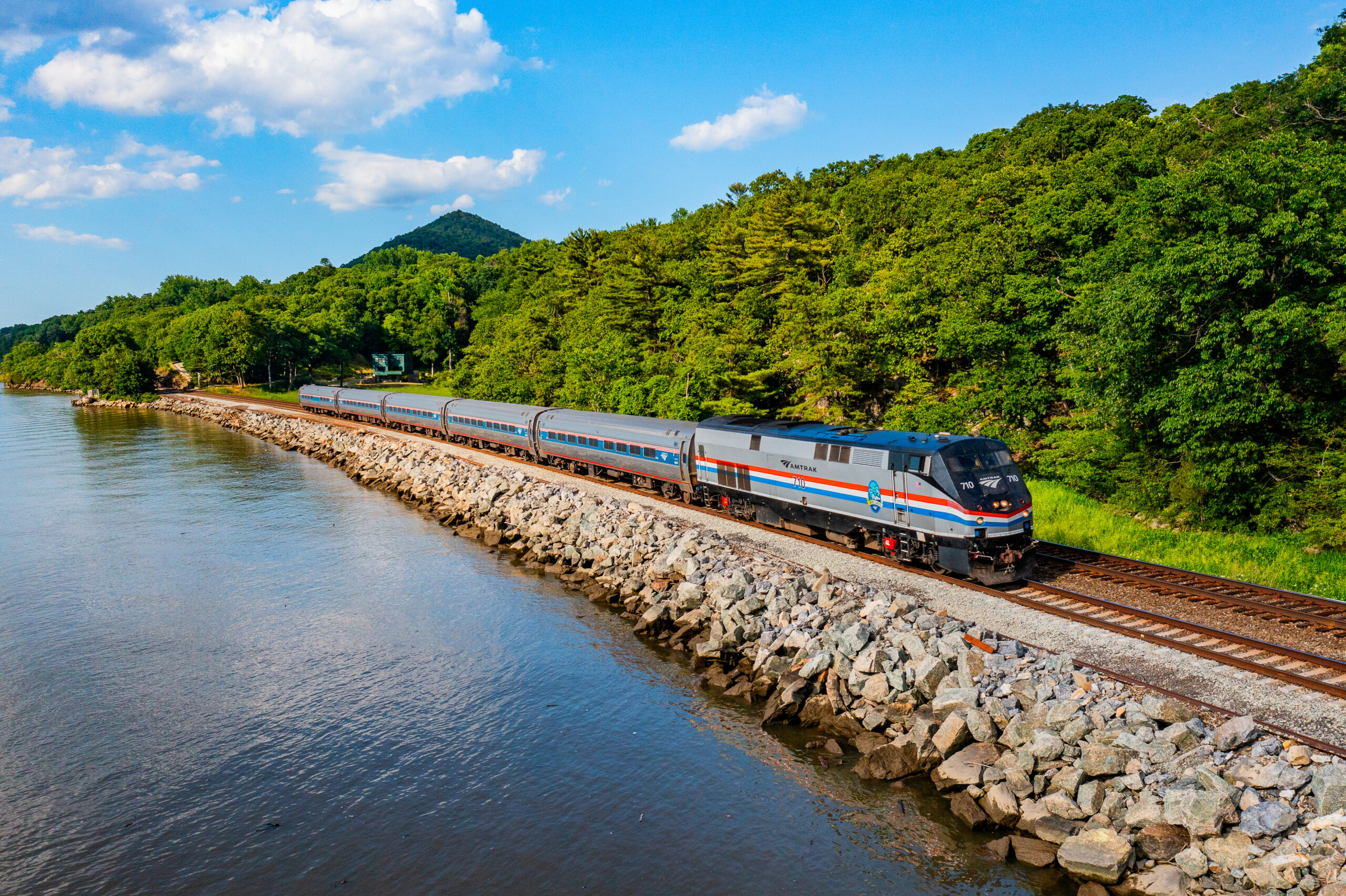America Is Finally Falling in Love With Amtrak. The Tracks Can’t Keep Up