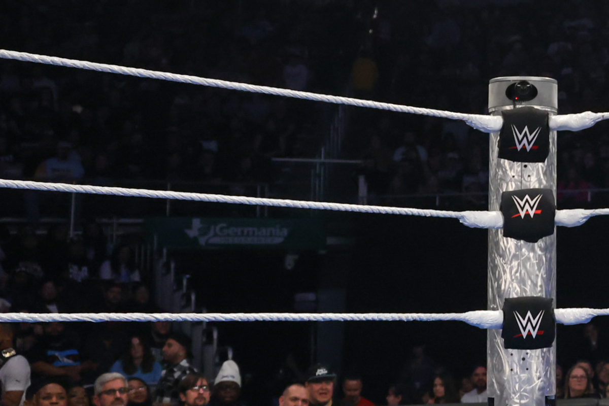 WWE SmackDown Title Match Receives Huge Spoiler