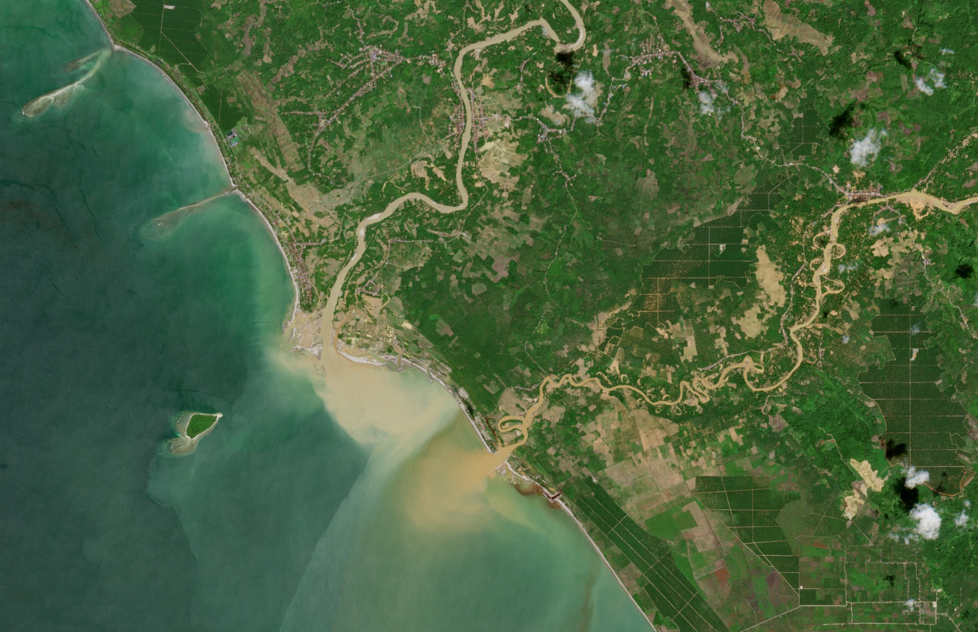 Indonesia’s Deadly Floods Seen From Space