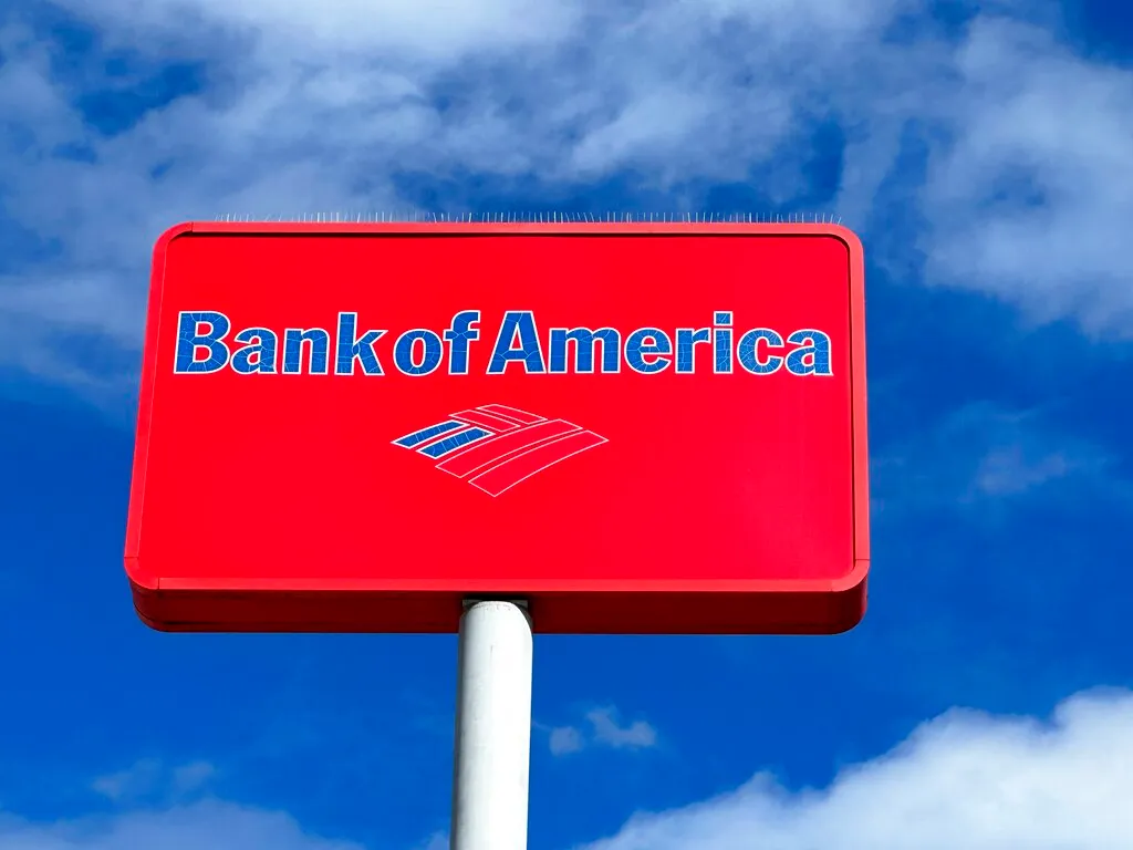 Are banks open on Christmas Eve? What to know after Trump executive order - Newsweek