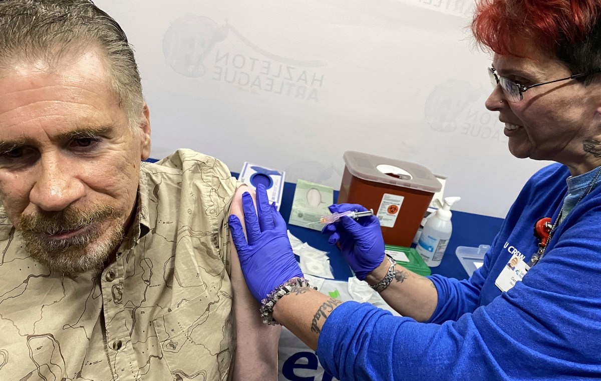 Super Flu Symptoms: What to Know as Cases Surge