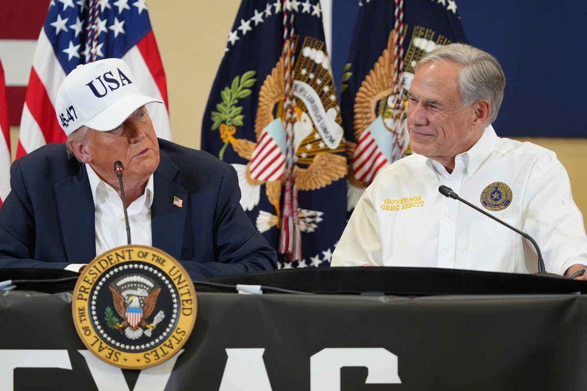 Supreme Court Allows Texas GOP Congressional Map Backed by Trump to Be ...