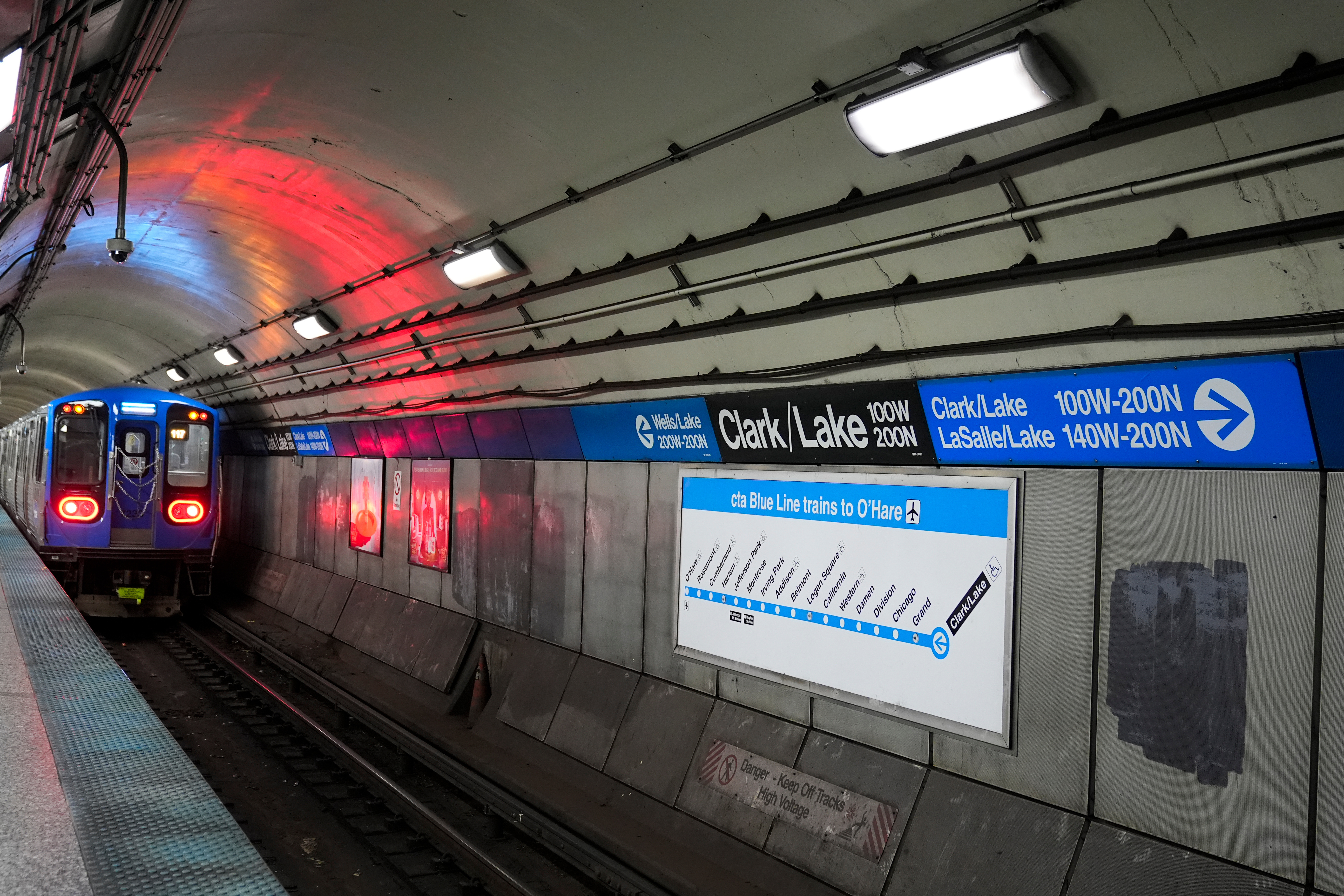 Trump Admin Issues New Threat to Chicago