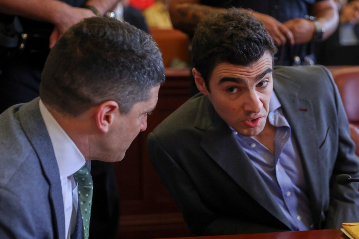 Luigi Mangione Hearing: Cop Calls CEO Killing a &lsquo;Violent Act of Cowardice&rsquo;