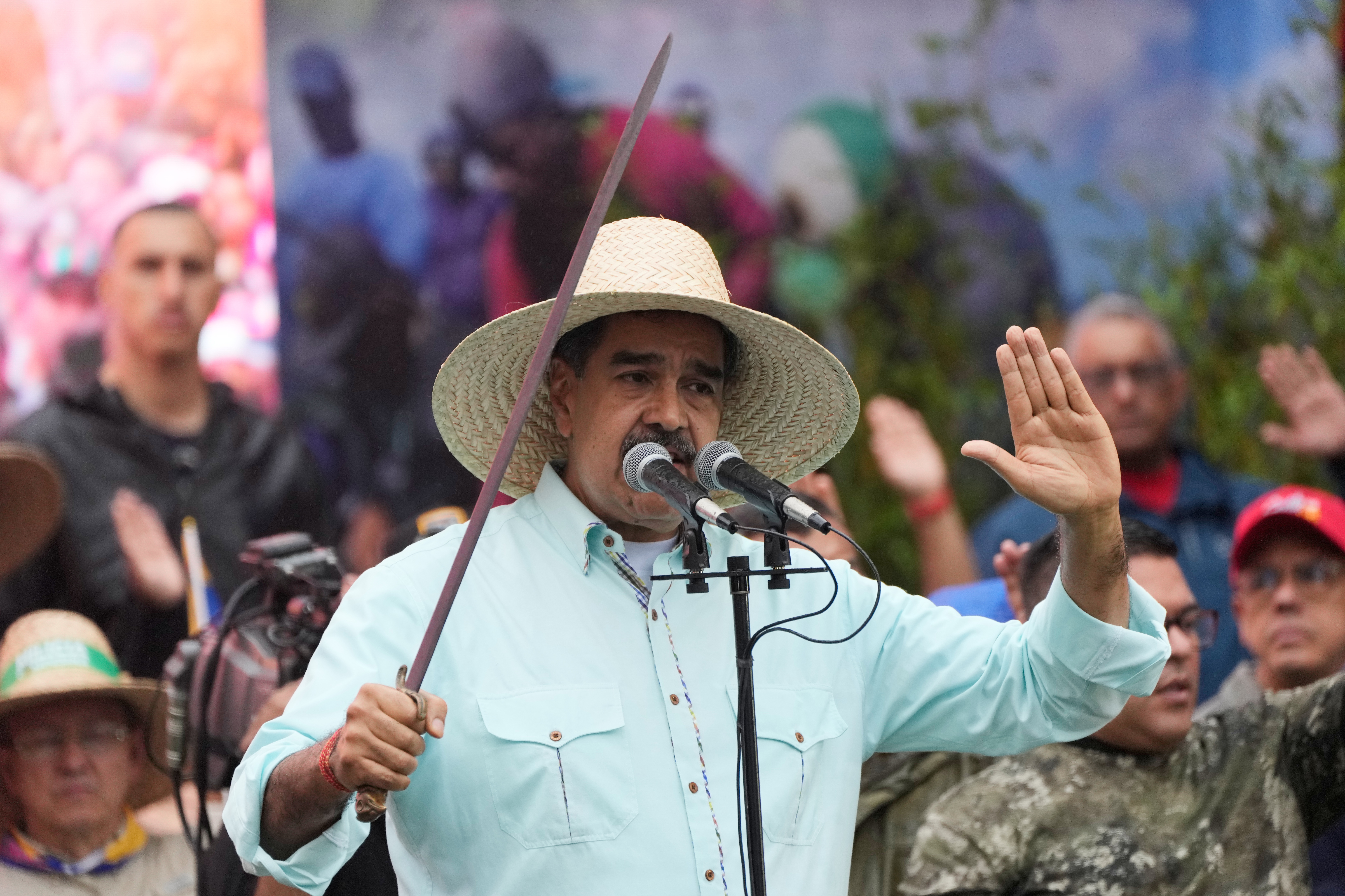 Maduro Compares US to 'Goliath' Amid Growing Military Threat