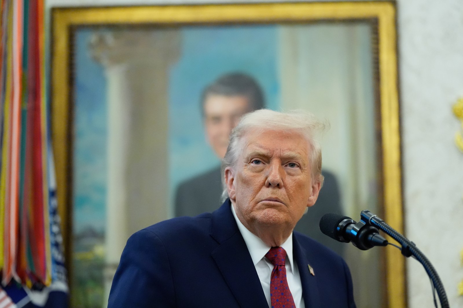 newsweek.com - Hugh Cameron - Delayed jobs report is blow to Trump's economic message