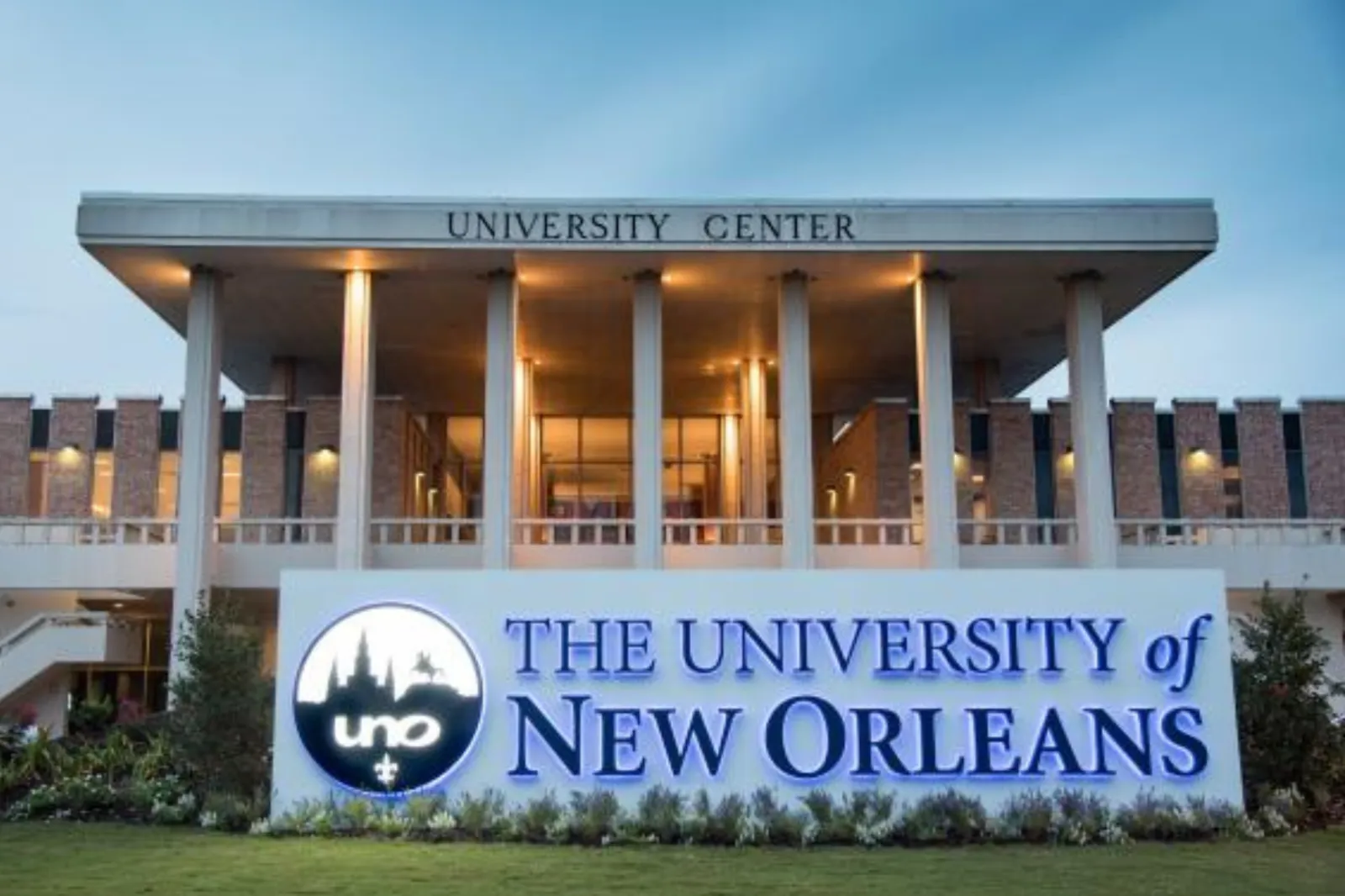 Evacuation at University of New Orleans: Emergency Alert Amid Graduation Celebrations