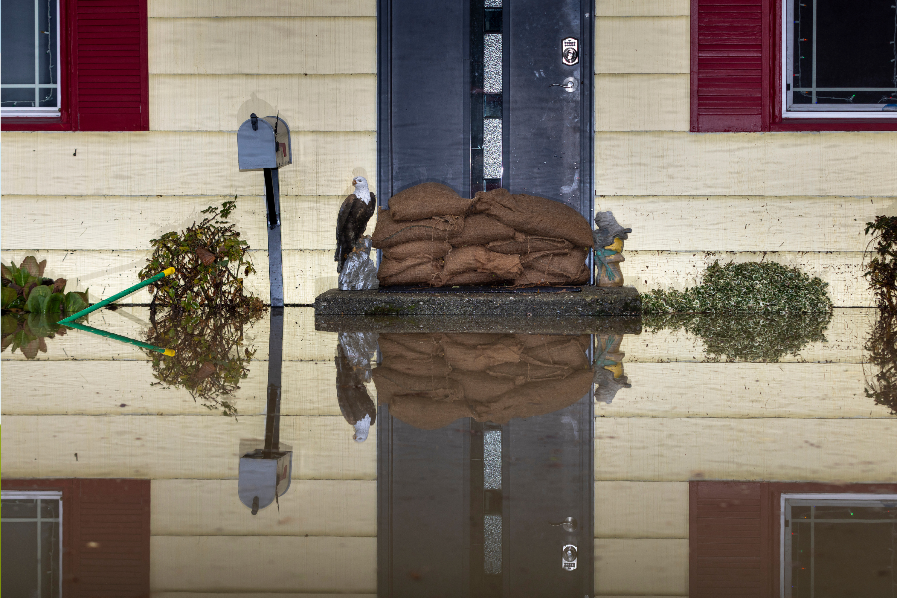 New Flood Warnings Issued for Washington After Atmospheric River