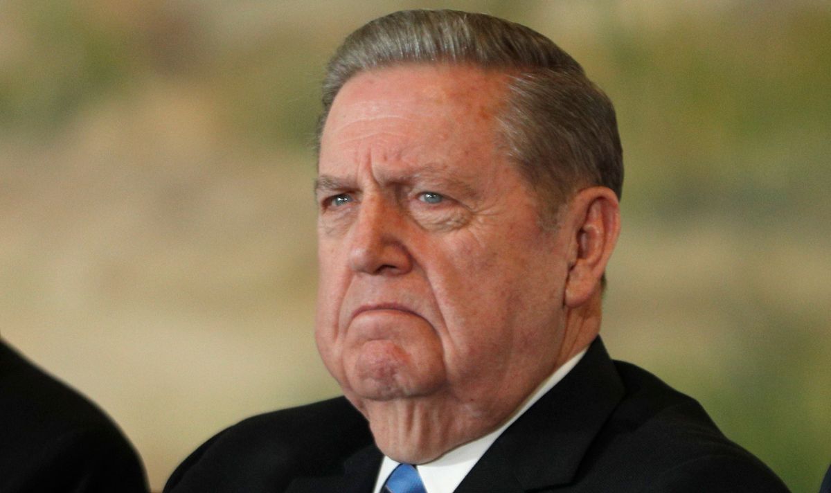 Mormon Leader Jeffrey R. Holland Dies