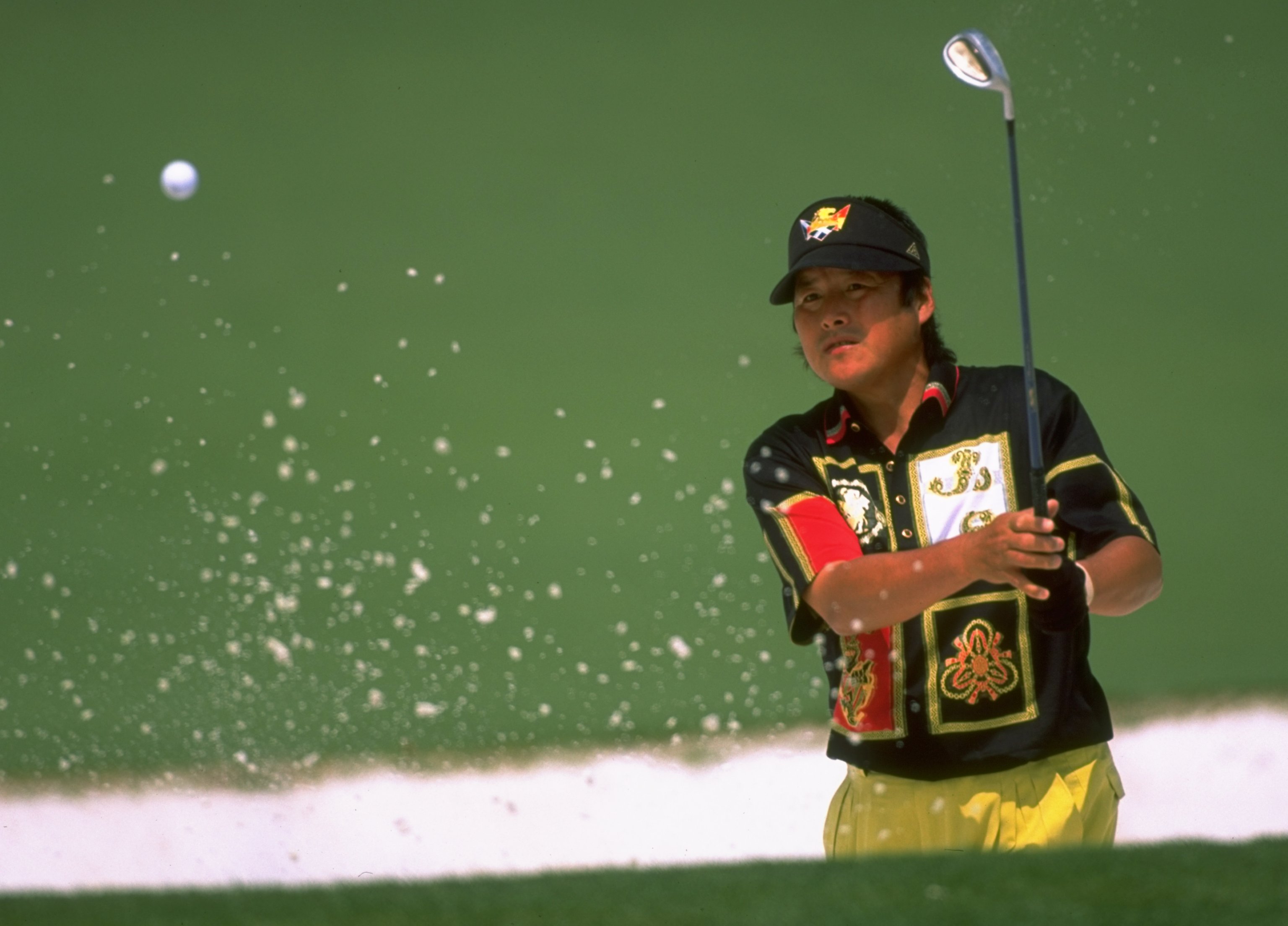 Japanese Golf Legend, Ex–World No. 5, Dies at 78