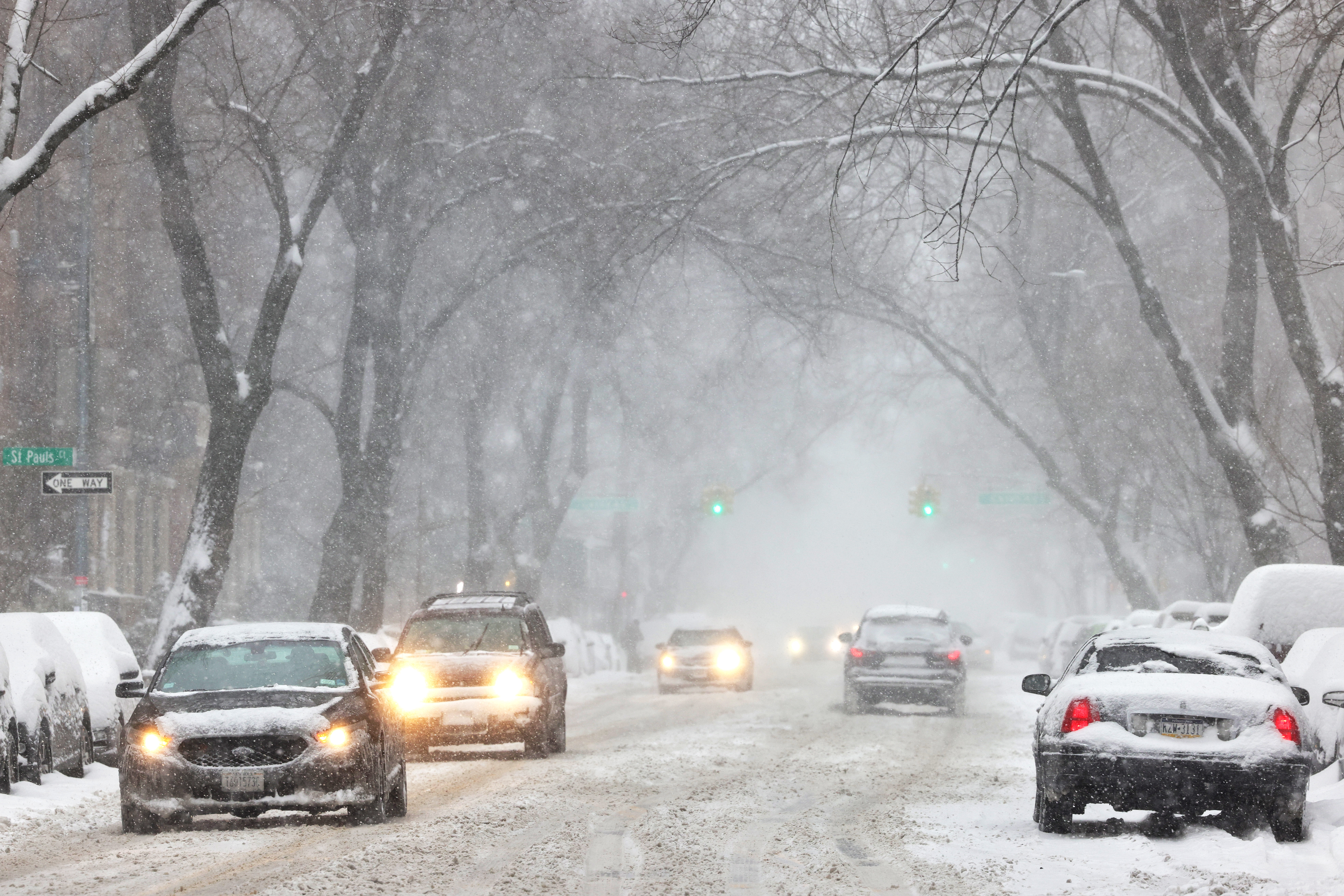 Winter Storm Warning As 12 Inches of Snow To Hit: 'Delay All Travel'