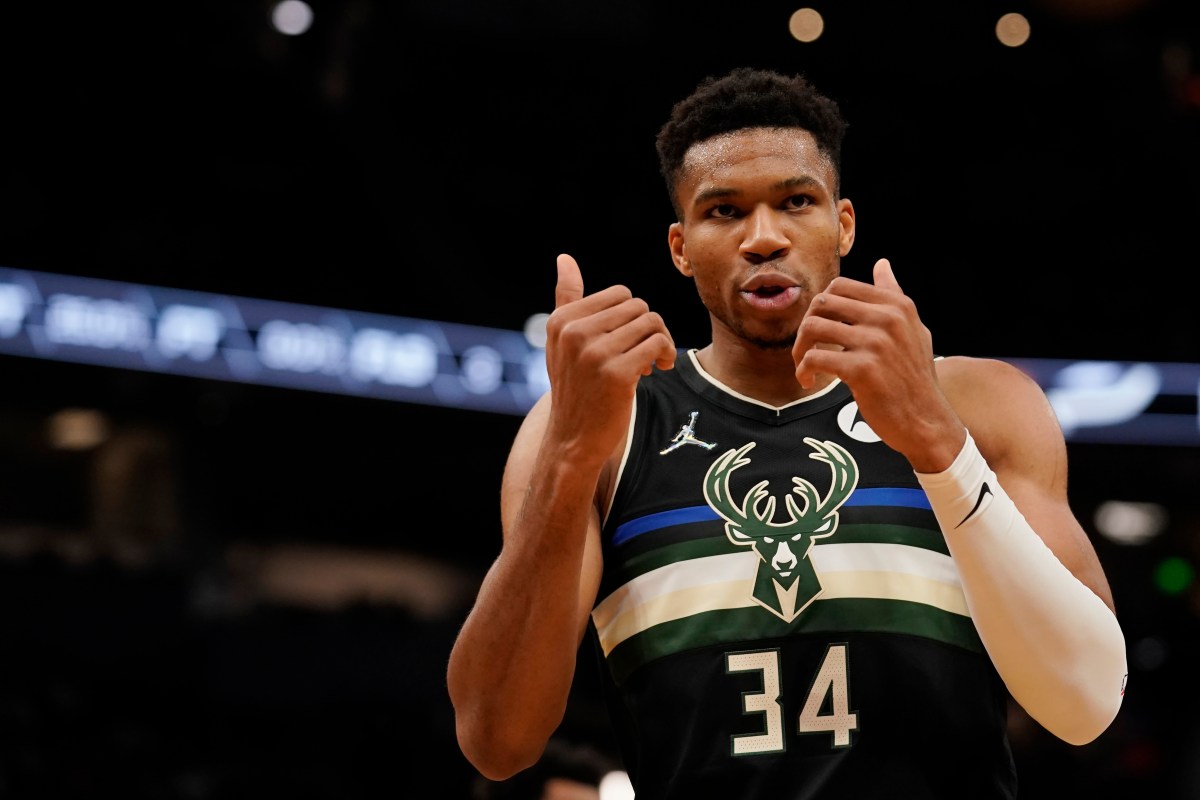 Spurs Gain Giannis Antetokounmpo in All-In Mock Trade Spurs Gain Giannis Antetokounmpo in All-In Mock Trade