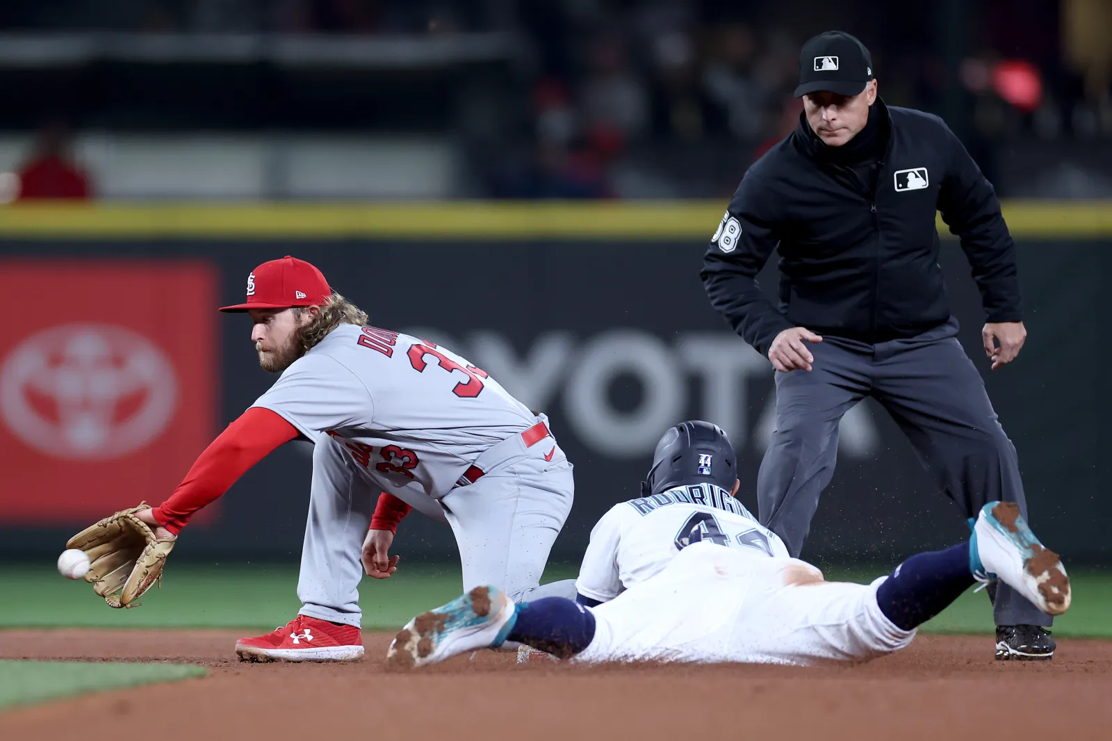 Newsweek nói rằng việc cho phép cựu ngôi sao All-Star của Cardinals ra đi là "không thể".