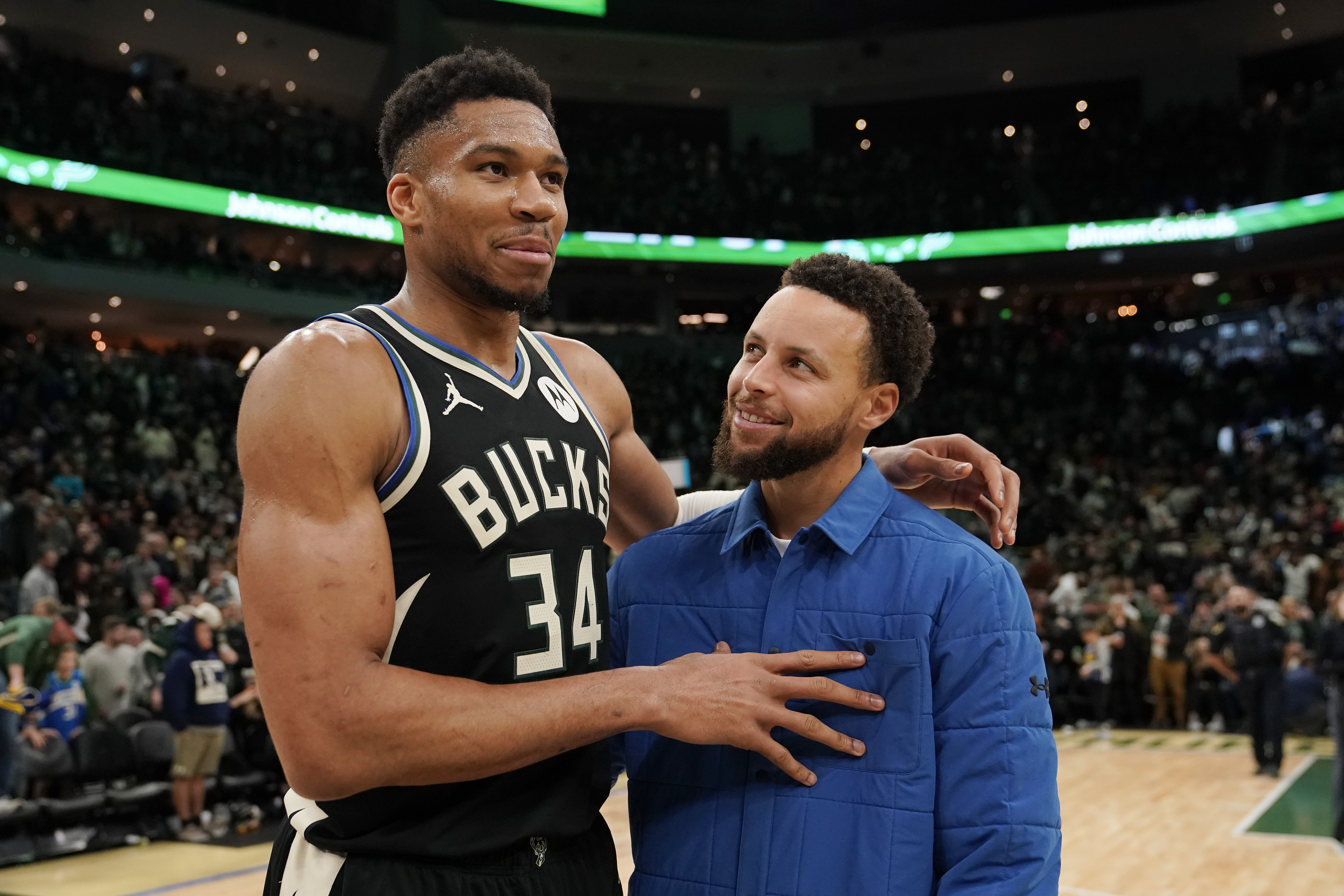 Could Steph Curry Complicate a Warriors’ Giannis Pursuit?