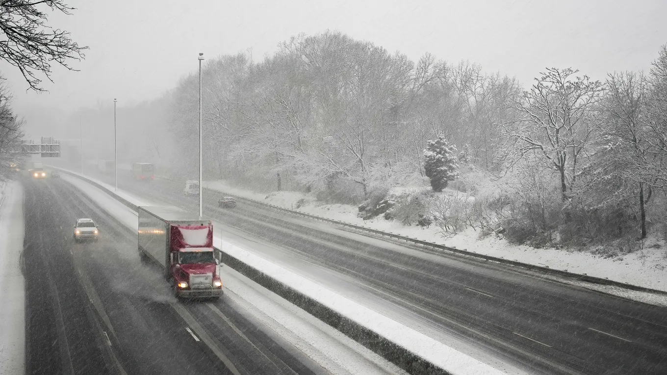 Winter weather warning as 12 inches of snow to hit Northeast - Newsweek