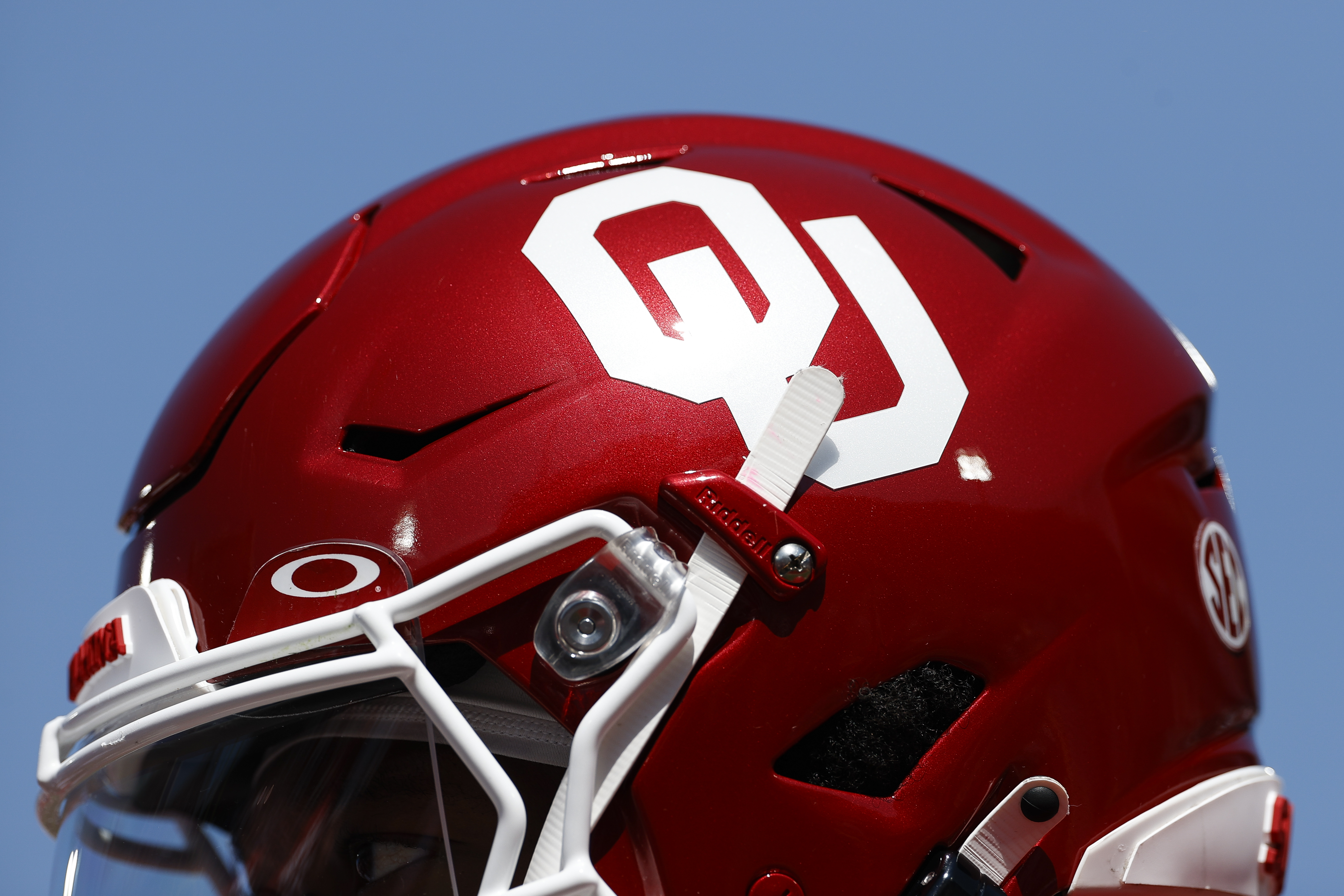 Legendary Oklahoma HC Retires From Coaching
