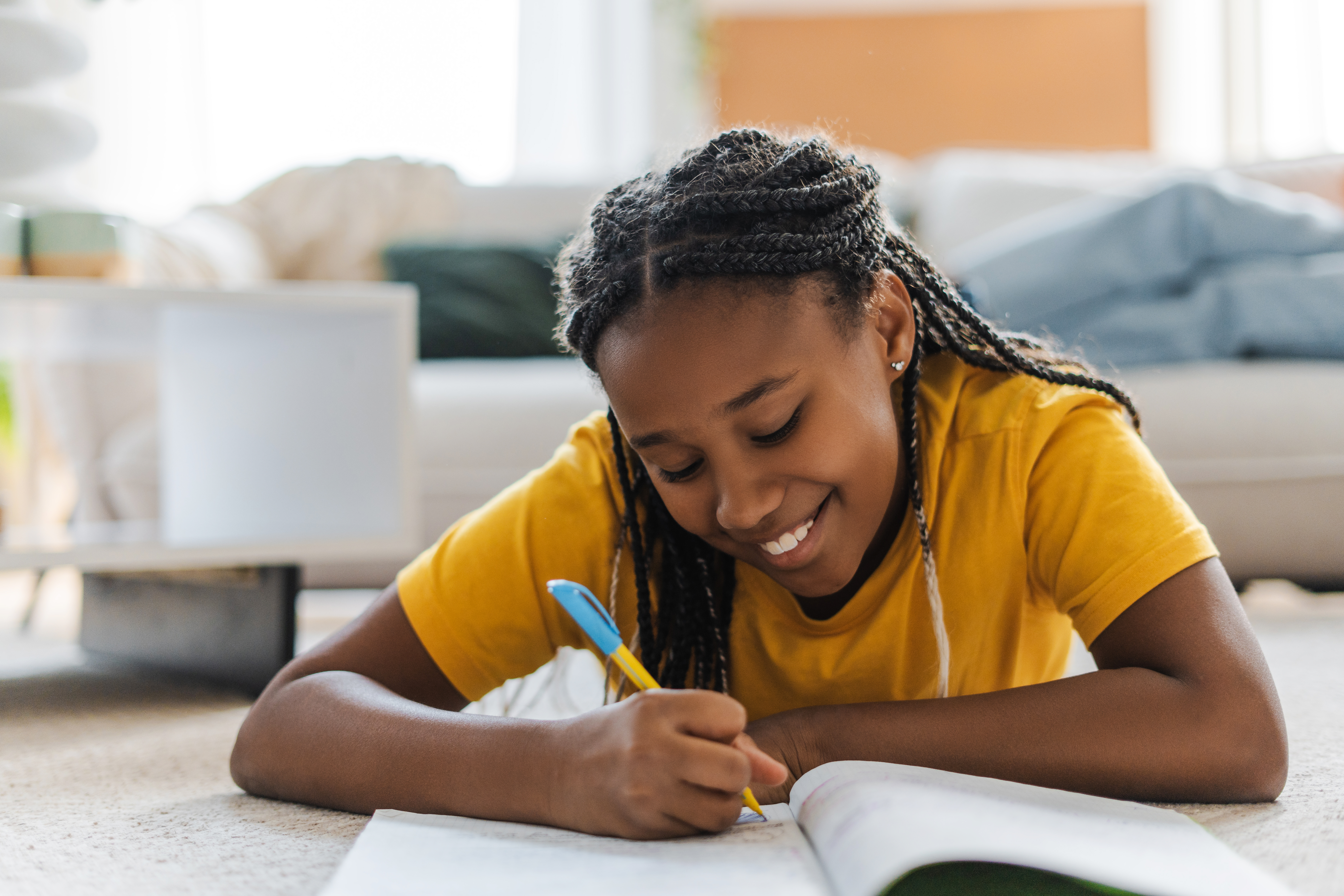 Mom Asks 8-Year-Old if She Can Help With Chores, Her Response Goes Viral