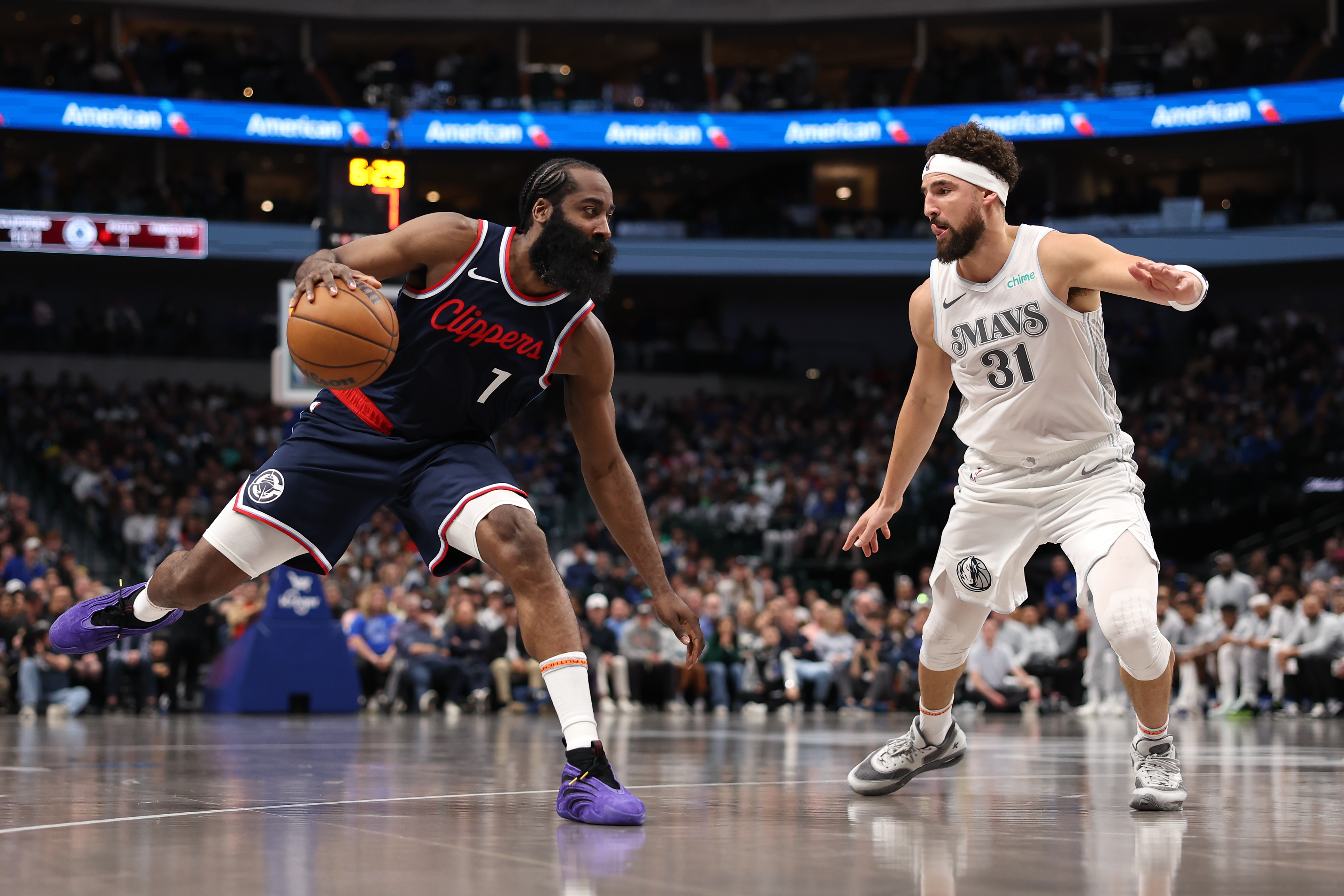 Lakers Land $50 Million All-Star Guard in Mega Three-Team Trade Idea